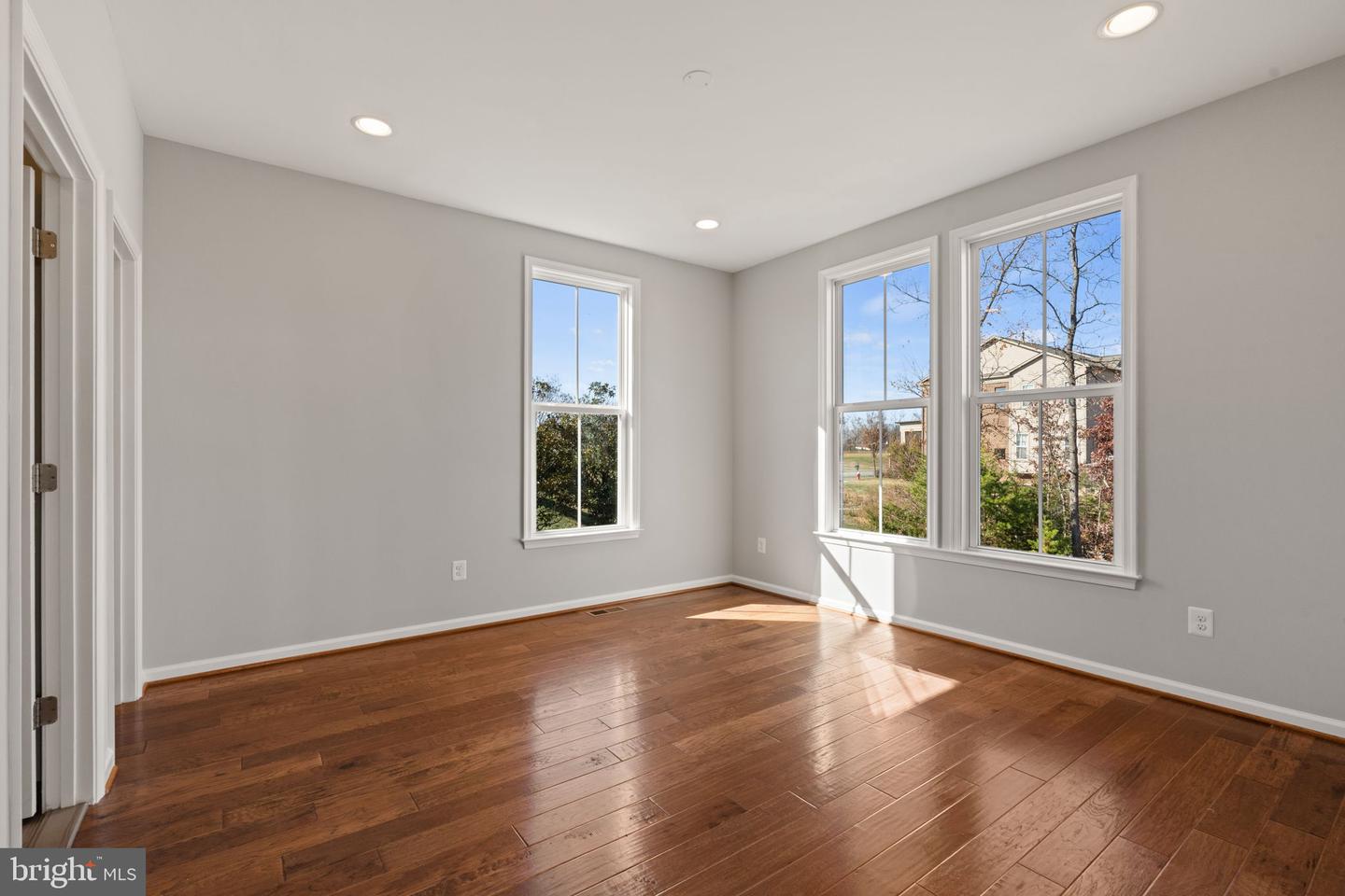 23041 CANYON OAK CT, BRAMBLETON, Virginia 20148, 6 Bedrooms Bedrooms, ,5 BathroomsBathrooms,Residential,For sale,23041 CANYON OAK CT,VALO2113410 MLS # VALO2113410 23041 CANYON OAK CT, BRAMBLETON, Virginia 20148, 6 Bedrooms Bedrooms, ,5 BathroomsBathrooms,Residential,For sale,23041 CANYON OAK CT,VALO2113410 MLS # VALO2113410