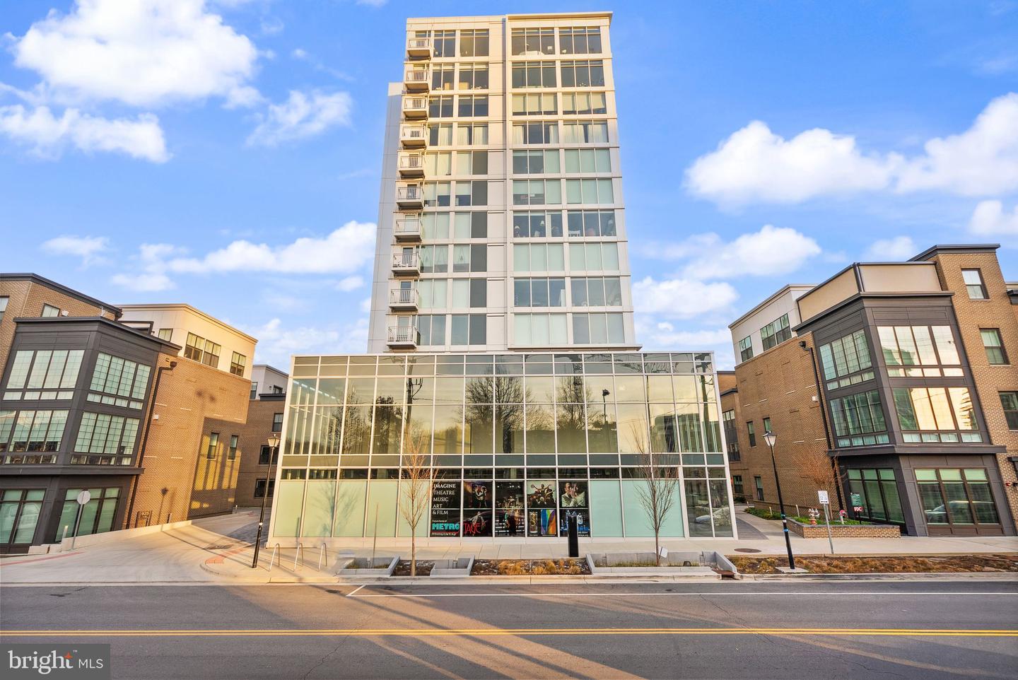 925 N FAIRFAX ST #207, ALEXANDRIA, Virginia 22314, 1 Bedroom Bedrooms, ,1 BathroomBathrooms,Residential,For sale,925 N FAIRFAX ST #207,VAAX2052868 MLS # VAAX2052868
