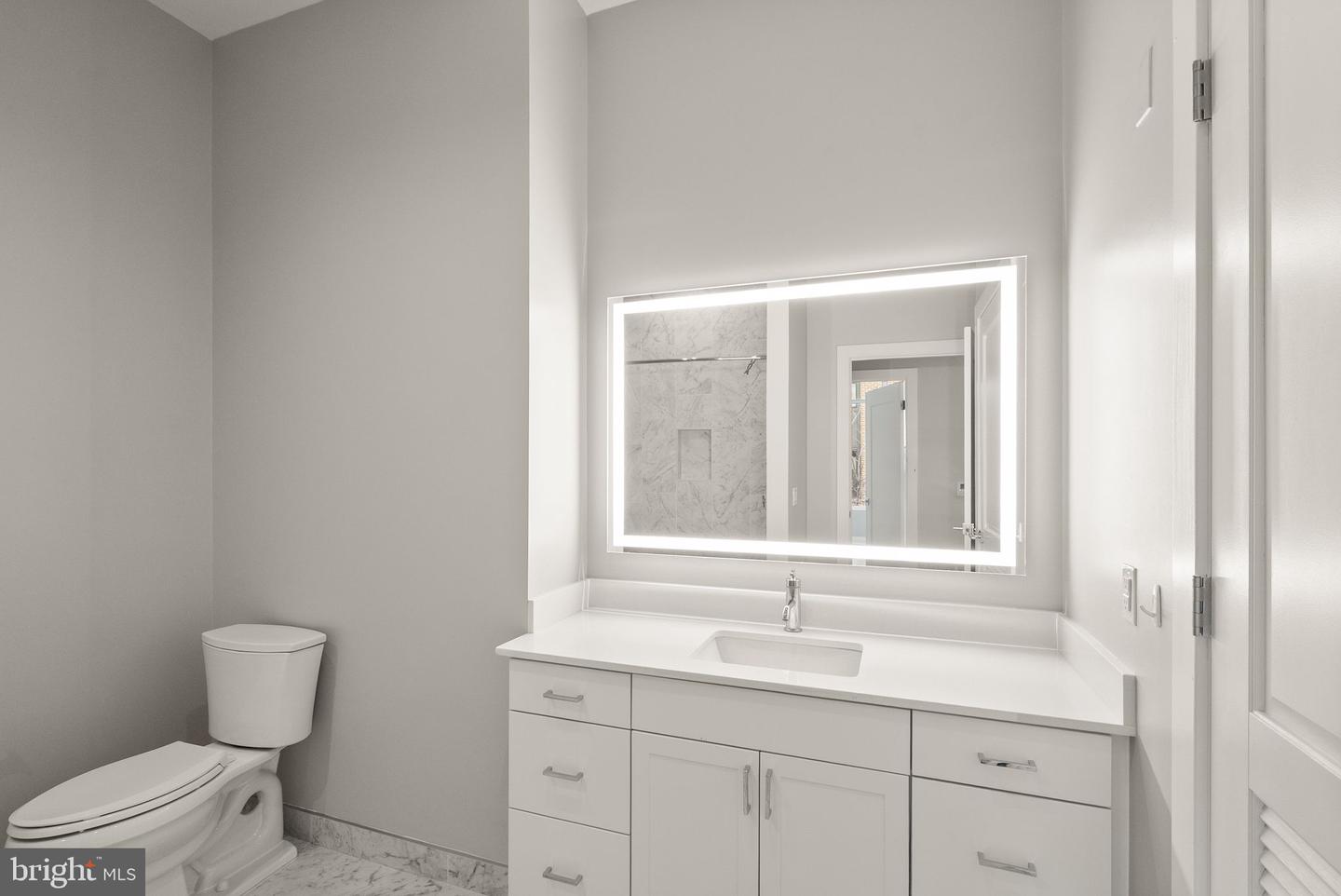 925 N FAIRFAX ST #207, ALEXANDRIA, Virginia 22314, 1 Bedroom Bedrooms, ,1 BathroomBathrooms,Residential,For sale,925 N FAIRFAX ST #207,VAAX2052868 MLS # VAAX2052868