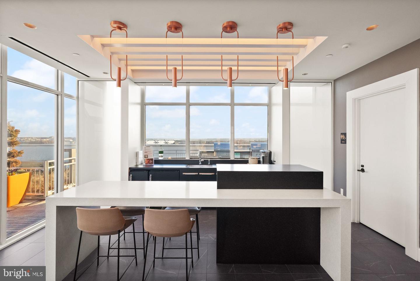 925 N FAIRFAX ST #207, ALEXANDRIA, Virginia 22314, 1 Bedroom Bedrooms, ,1 BathroomBathrooms,Residential,For sale,925 N FAIRFAX ST #207,VAAX2052868 MLS # VAAX2052868