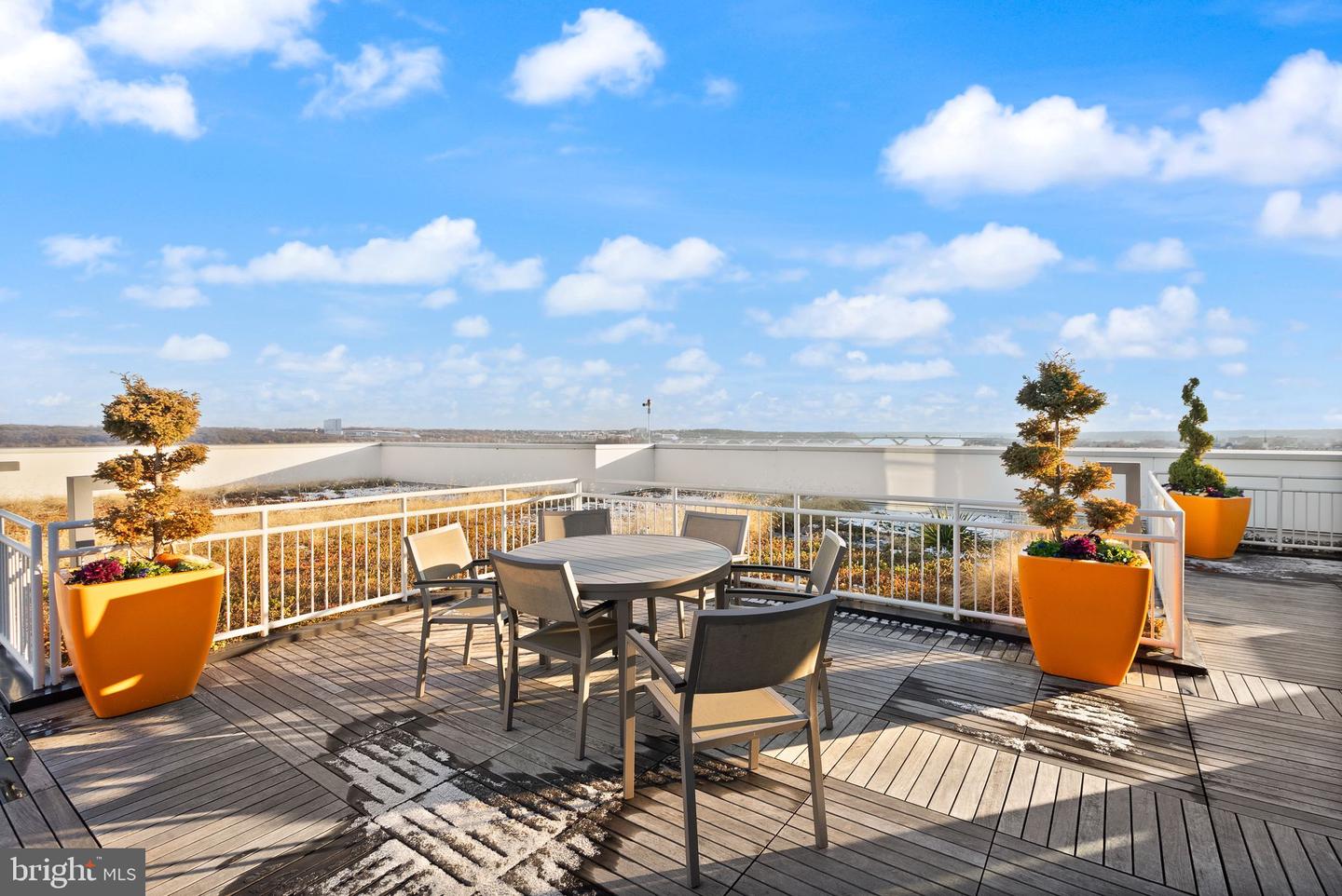 925 N FAIRFAX ST #207, ALEXANDRIA, Virginia 22314, 1 Bedroom Bedrooms, ,1 BathroomBathrooms,Residential,For sale,925 N FAIRFAX ST #207,VAAX2052868 MLS # VAAX2052868