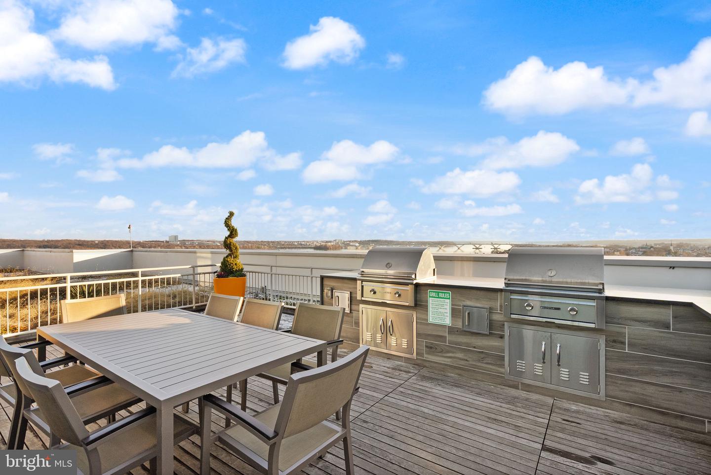 925 N FAIRFAX ST #207, ALEXANDRIA, Virginia 22314, 1 Bedroom Bedrooms, ,1 BathroomBathrooms,Residential,For sale,925 N FAIRFAX ST #207,VAAX2052868 MLS # VAAX2052868