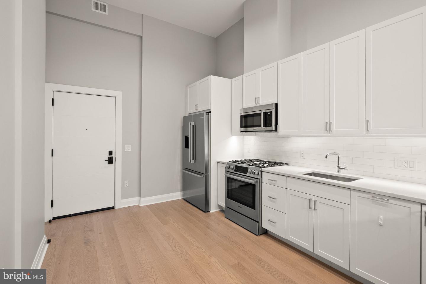 925 N FAIRFAX ST #207, ALEXANDRIA, Virginia 22314, 1 Bedroom Bedrooms, ,1 BathroomBathrooms,Residential,For sale,925 N FAIRFAX ST #207,VAAX2052868 MLS # VAAX2052868