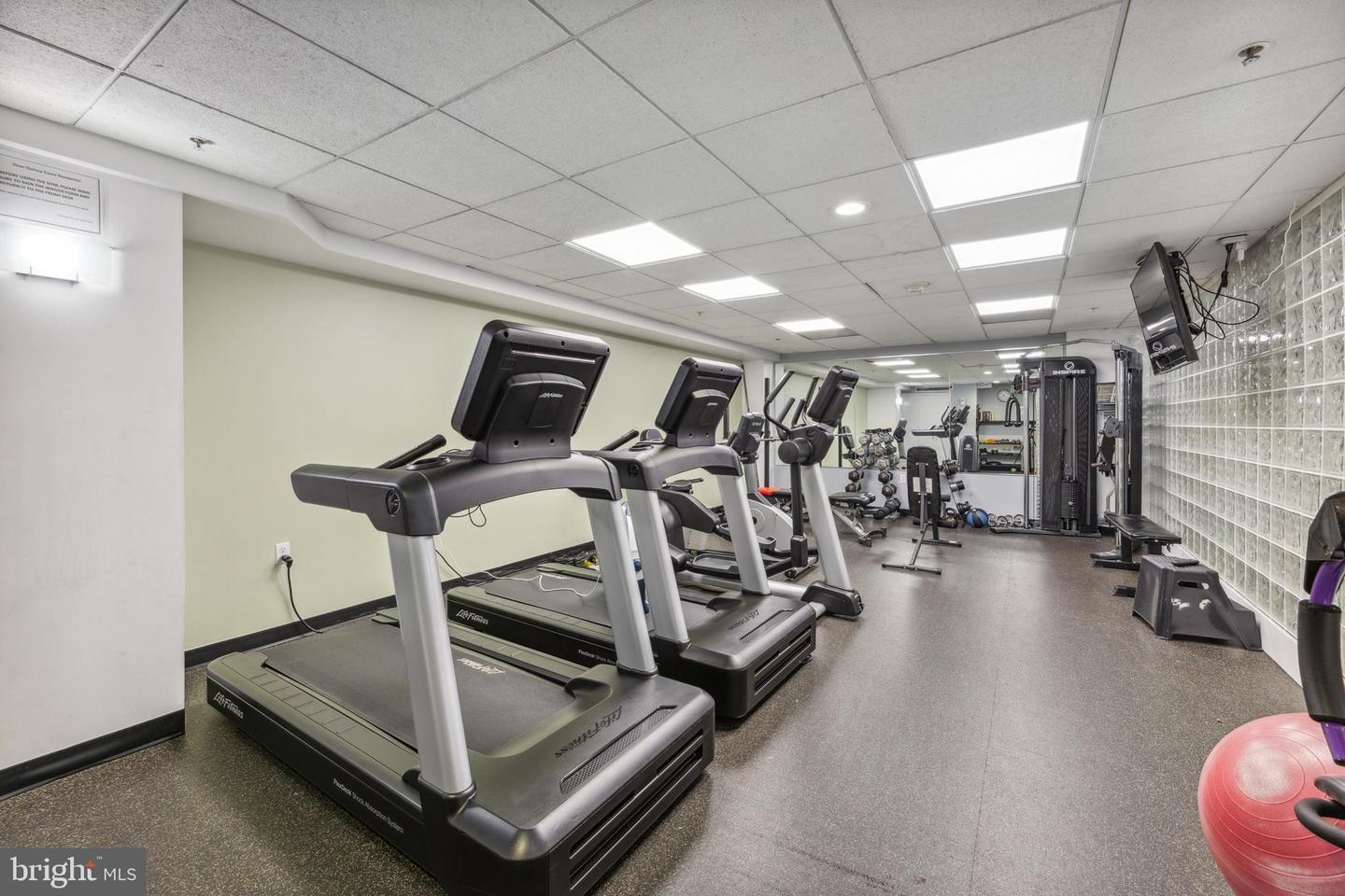 1117 10TH ST NW #303, WASHINGTON, District Of Columbia 20001, 2 Bedrooms Bedrooms, ,2 BathroomsBathrooms,Residential,For sale,1117 10TH ST NW #303,DCDC2239936 MLS # DCDC2239936