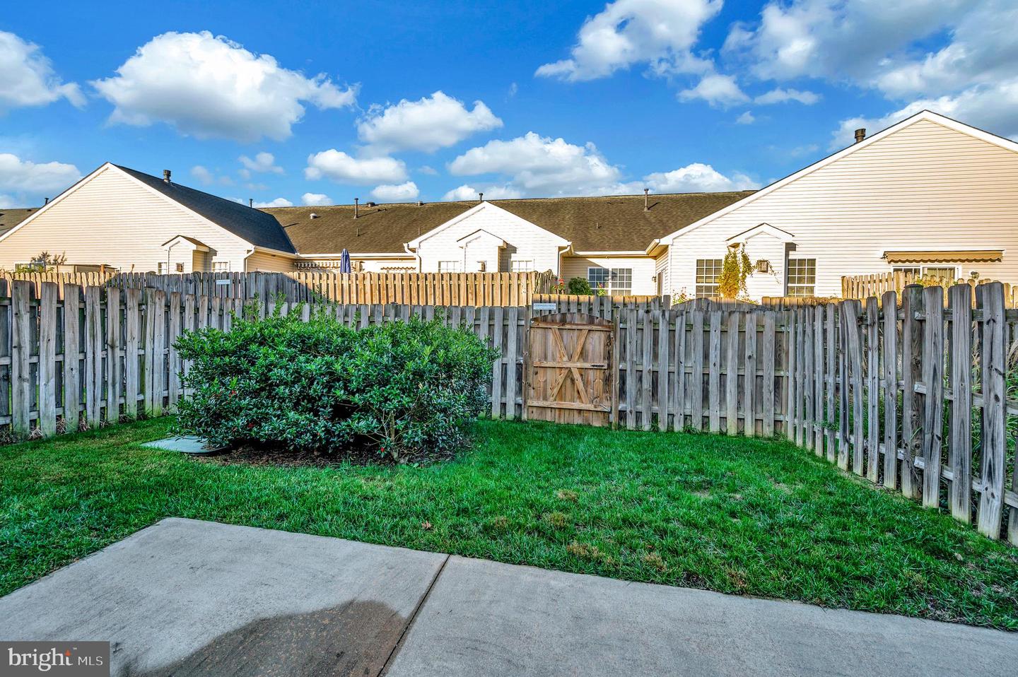 9414 FYVIE LN, FREDERICKSBURG, Virginia 22408, 2 Bedrooms Bedrooms, ,2 BathroomsBathrooms,Residential,For sale,9414 FYVIE LN,VASP2038436 MLS # VASP2038436