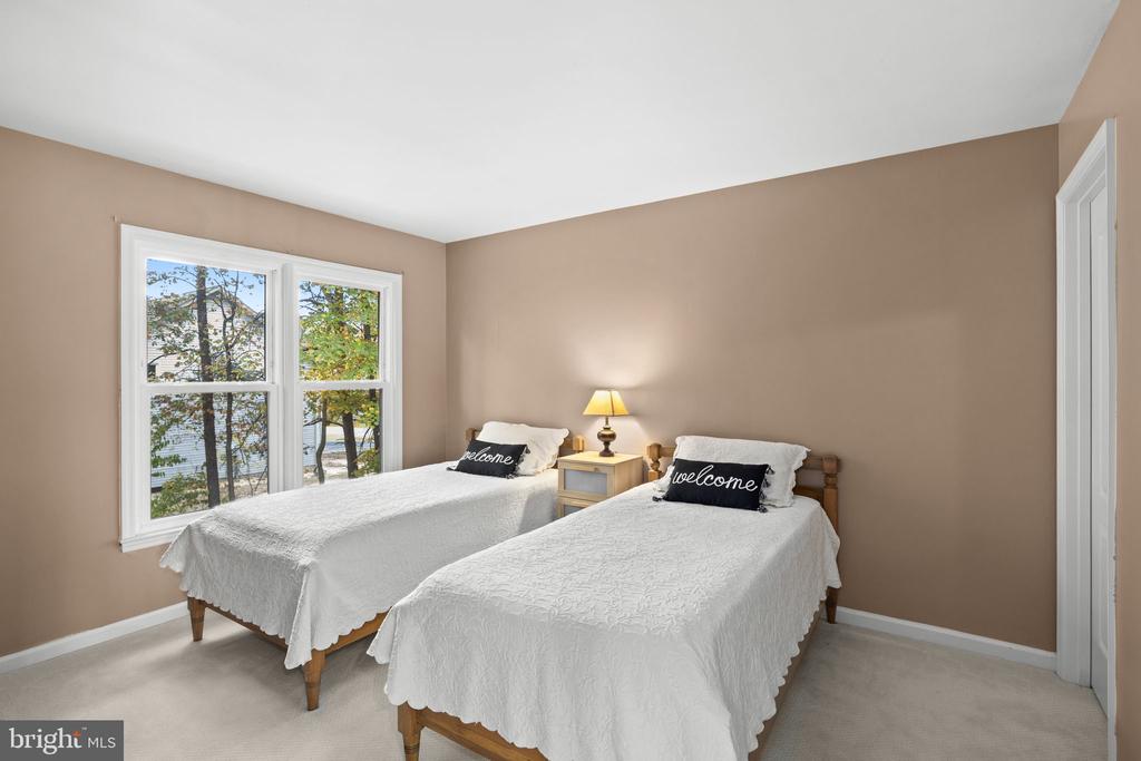 5021 BROOKSHIRE CT E, FREDERICKSBURG, Virginia 22408, 4 Bedrooms Bedrooms, ,3 BathroomsBathrooms,Residential,5021 BROOKSHIRE CT E,VASP2036378 MLS # VASP2036378 5021 BROOKSHIRE CT E, FREDERICKSBURG, Virginia 22408, 4 Bedrooms Bedrooms, ,3 BathroomsBathrooms,Residential,5021 BROOKSHIRE CT E,VASP2036378 MLS # VASP2036378