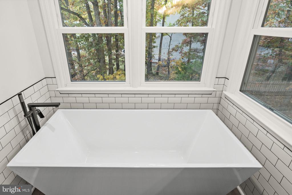 5021 BROOKSHIRE CT E, FREDERICKSBURG, Virginia 22408, 4 Bedrooms Bedrooms, ,3 BathroomsBathrooms,Residential,5021 BROOKSHIRE CT E,VASP2036378 MLS # VASP2036378 5021 BROOKSHIRE CT E, FREDERICKSBURG, Virginia 22408, 4 Bedrooms Bedrooms, ,3 BathroomsBathrooms,Residential,5021 BROOKSHIRE CT E,VASP2036378 MLS # VASP2036378