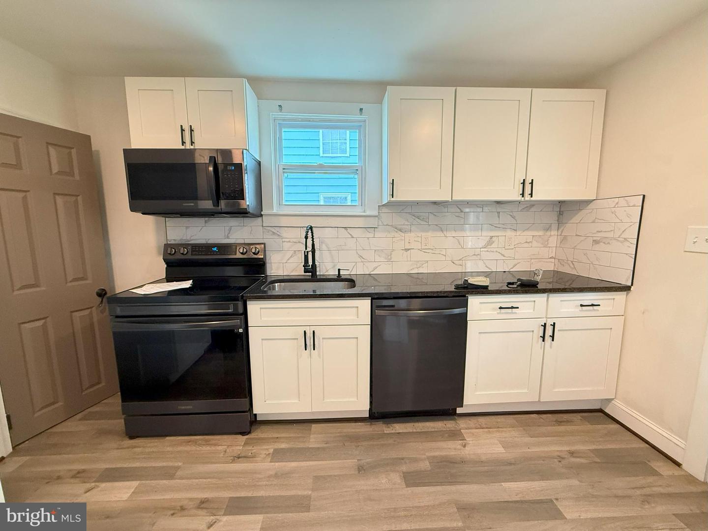 369 CHARLES ST, WINCHESTER, Virginia 22601, 3 Bedrooms Bedrooms, 8 Rooms Rooms,2 BathroomsBathrooms,Residential,For sale,369 CHARLES ST,VAWI2008716 MLS # VAWI2008716