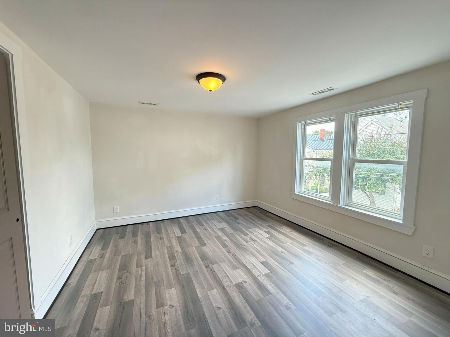 369 CHARLES ST, WINCHESTER, Virginia 22601, 3 Bedrooms Bedrooms, 8 Rooms Rooms,2 BathroomsBathrooms,Residential,For sale,369 CHARLES ST,VAWI2008716 MLS # VAWI2008716