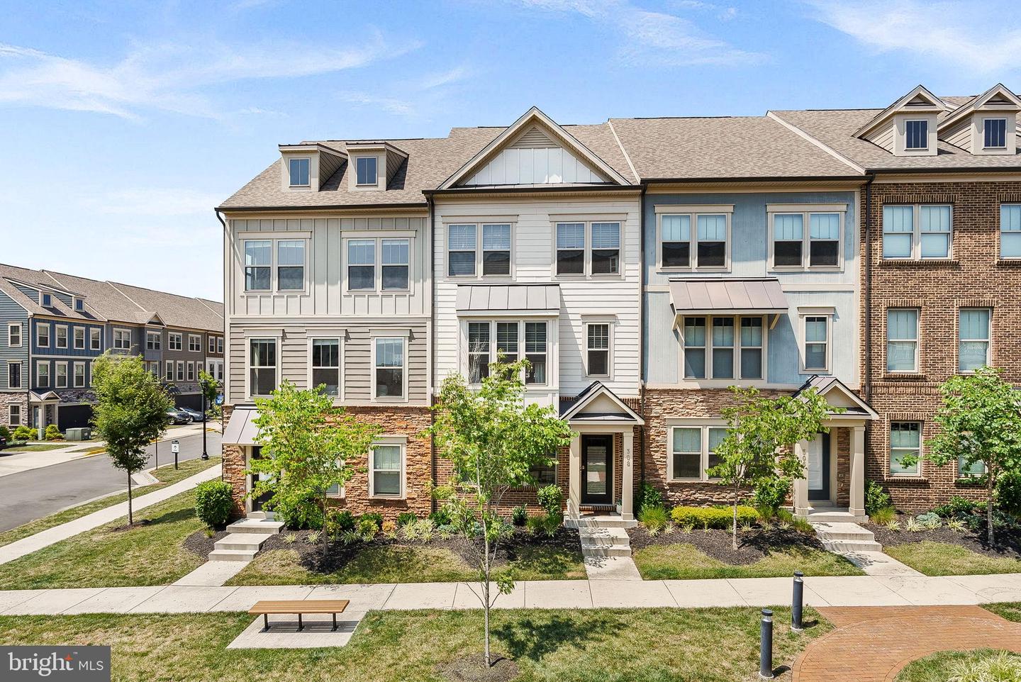 308 NEBEIOLO TER SE, LEESBURG, Virginia 20175, 3 Bedrooms Bedrooms, 6 Rooms Rooms,2 BathroomsBathrooms,Residential,For sale,308 NEBEIOLO TER SE,VALO2107016 MLS # VALO2107016