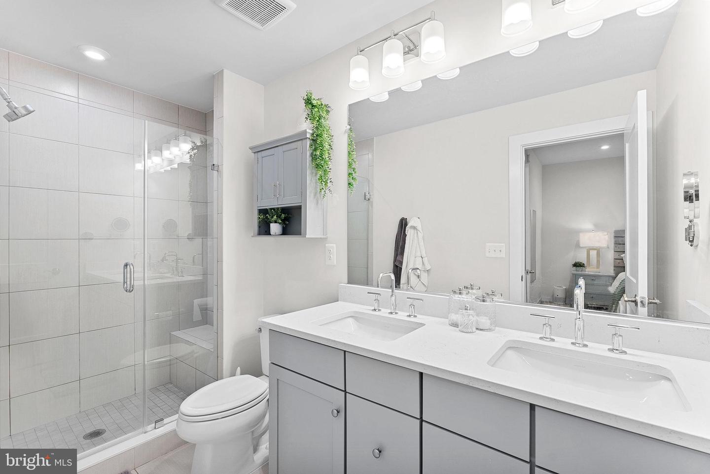 308 NEBEIOLO TER SE, LEESBURG, Virginia 20175, 3 Bedrooms Bedrooms, 6 Rooms Rooms,2 BathroomsBathrooms,Residential,For sale,308 NEBEIOLO TER SE,VALO2107016 MLS # VALO2107016