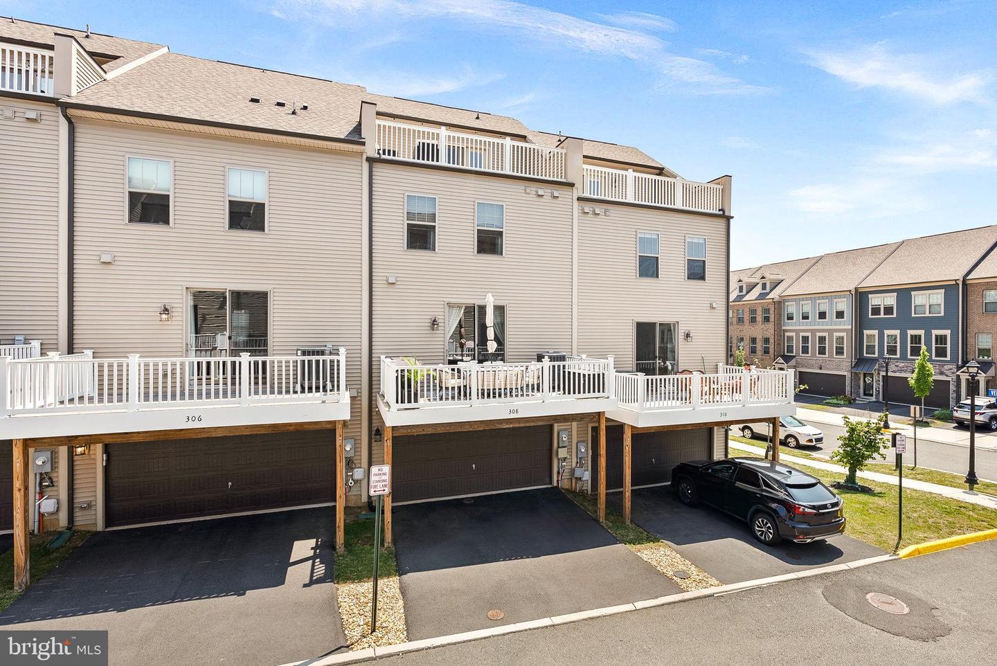 308 NEBEIOLO TER SE, LEESBURG, Virginia 20175, 3 Bedrooms Bedrooms, 6 Rooms Rooms,2 BathroomsBathrooms,Residential,For sale,308 NEBEIOLO TER SE,VALO2107016 MLS # VALO2107016