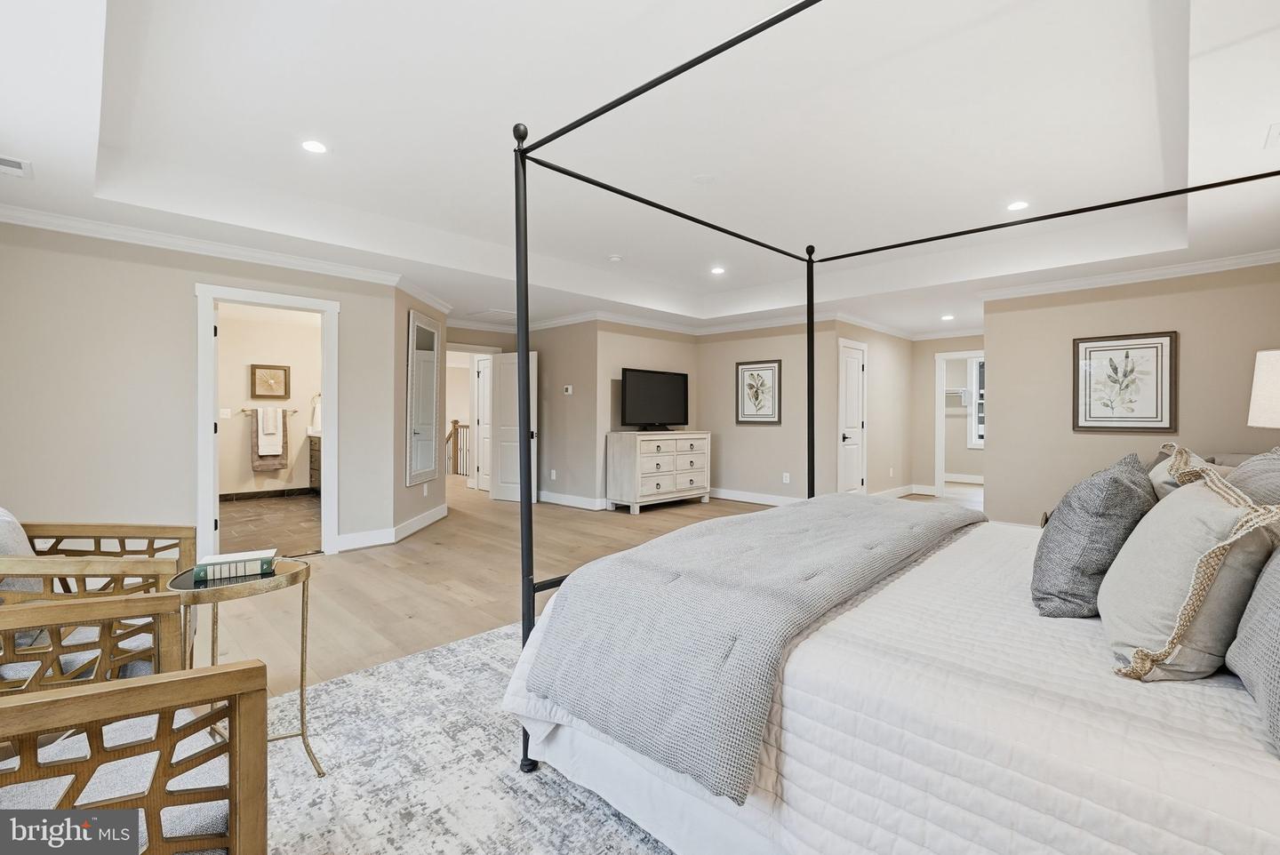 3410 BURROWS AVE, FAIRFAX, Virginia 22030, 5 Bedrooms Bedrooms, ,4 BathroomsBathrooms,Residential,For sale,3410 BURROWS AVE,VAFC2007080 MLS # VAFC2007080 3410 BURROWS AVE, FAIRFAX, Virginia 22030, 5 Bedrooms Bedrooms, ,4 BathroomsBathrooms,Residential,For sale,3410 BURROWS AVE,VAFC2007080 MLS # VAFC2007080