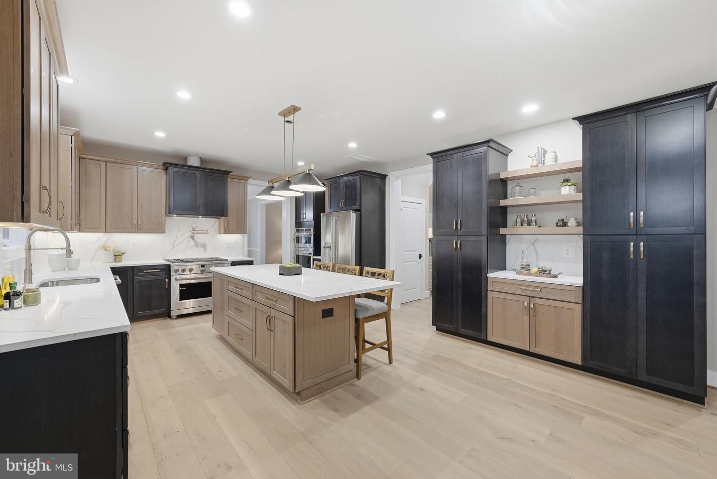 3410 BURROWS AVE, FAIRFAX, Virginia 22030, 5 Bedrooms Bedrooms, ,4 BathroomsBathrooms,Residential,For sale,3410 BURROWS AVE,VAFC2007080 MLS # VAFC2007080 3410 BURROWS AVE, FAIRFAX, Virginia 22030, 5 Bedrooms Bedrooms, ,4 BathroomsBathrooms,Residential,For sale,3410 BURROWS AVE,VAFC2007080 MLS # VAFC2007080