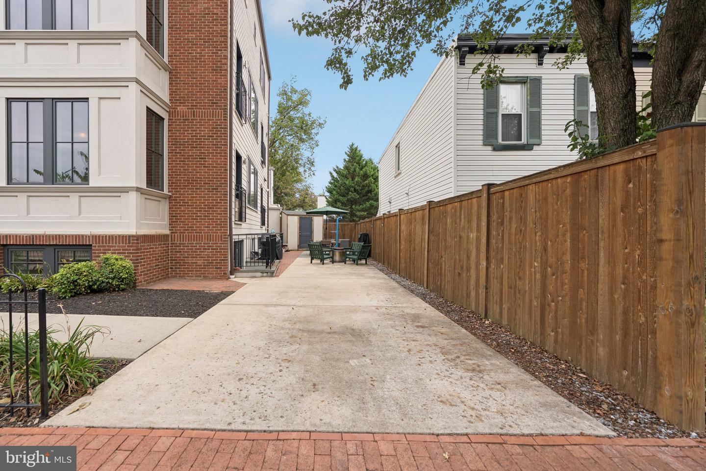 1301 POTOMAC AVE SE #2, WASHINGTON, District Of Columbia 20003, 2 Bedrooms Bedrooms, ,2 BathroomsBathrooms,Residential,For sale,1301 POTOMAC AVE SE #2,DCDC2223904 MLS # DCDC2223904