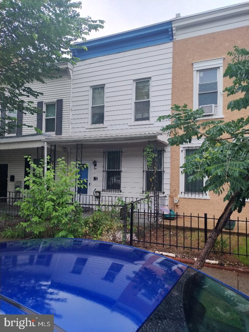 1718 INDEPENDENCE AVE SE, WASHINGTON, District Of Columbia 20003, 3 Bedrooms Bedrooms, ,1 BathroomBathrooms,Residential,For sale,1718 INDEPENDENCE AVE SE,DCDC2224022 MLS # DCDC2224022 1718 INDEPENDENCE AVE SE, WASHINGTON, District Of Columbia 20003, 3 Bedrooms Bedrooms, ,1 BathroomBathrooms,Residential,For sale,1718 INDEPENDENCE AVE SE,DCDC2224022 MLS # DCDC2224022