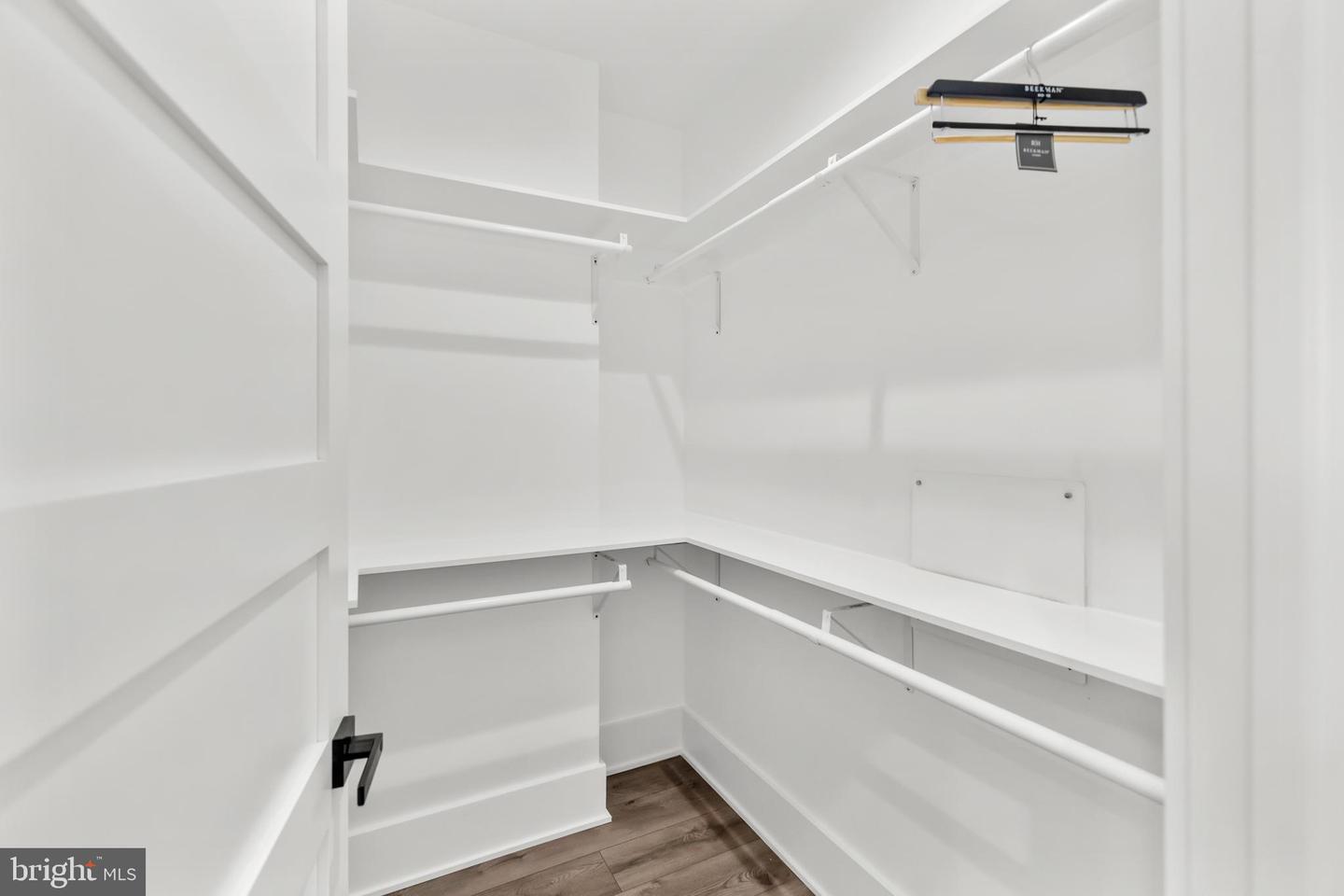 113 18TH ST SE #1, WASHINGTON, District Of Columbia 20003, 3 Bedrooms Bedrooms, ,3 BathroomsBathrooms,Residential,For sale,113 18TH ST SE #1,DCDC2225440 MLS # DCDC2225440