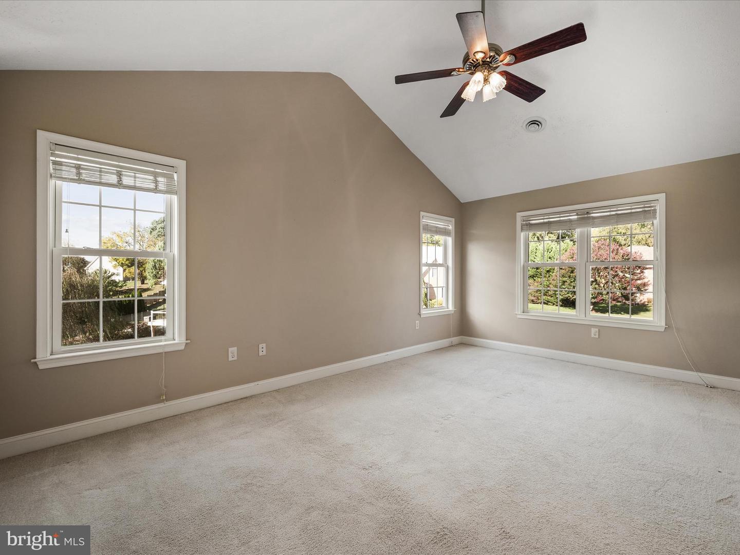 317 HENDERSON CT, BERRYVILLE, Virginia 22611, 5 Bedrooms Bedrooms, 18 Rooms Rooms,3 BathroomsBathrooms,Residential,For sale,317 HENDERSON CT,VACL2006134 MLS # VACL2006134