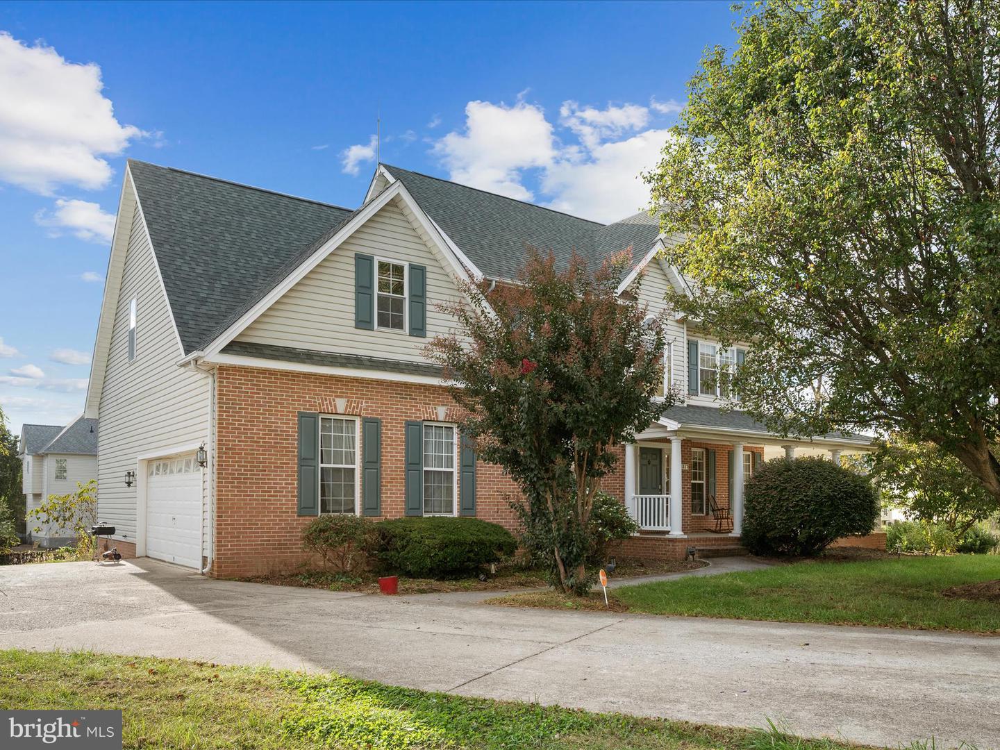 317 HENDERSON CT, BERRYVILLE, Virginia 22611, 5 Bedrooms Bedrooms, 18 Rooms Rooms,3 BathroomsBathrooms,Residential,For sale,317 HENDERSON CT,VACL2006134 MLS # VACL2006134