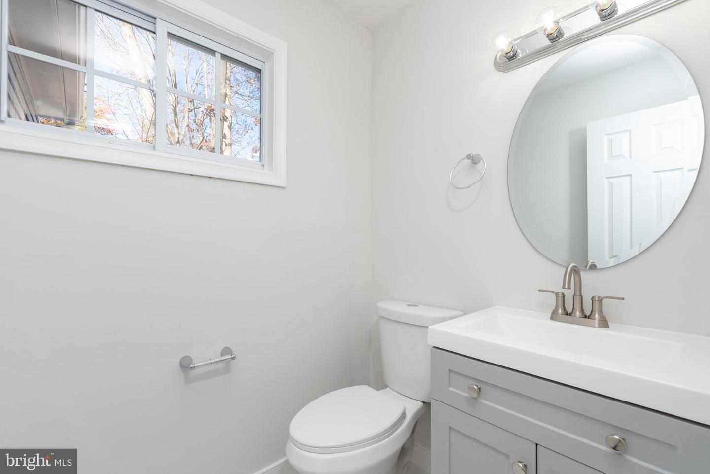 1709 HEADWATERS RD, MIDLOTHIAN, Virginia 23113, 3 Bedrooms Bedrooms, ,1 BathroomBathrooms,Residential,For sale,1709 HEADWATERS RD,VACF2001308 MLS # VACF2001308