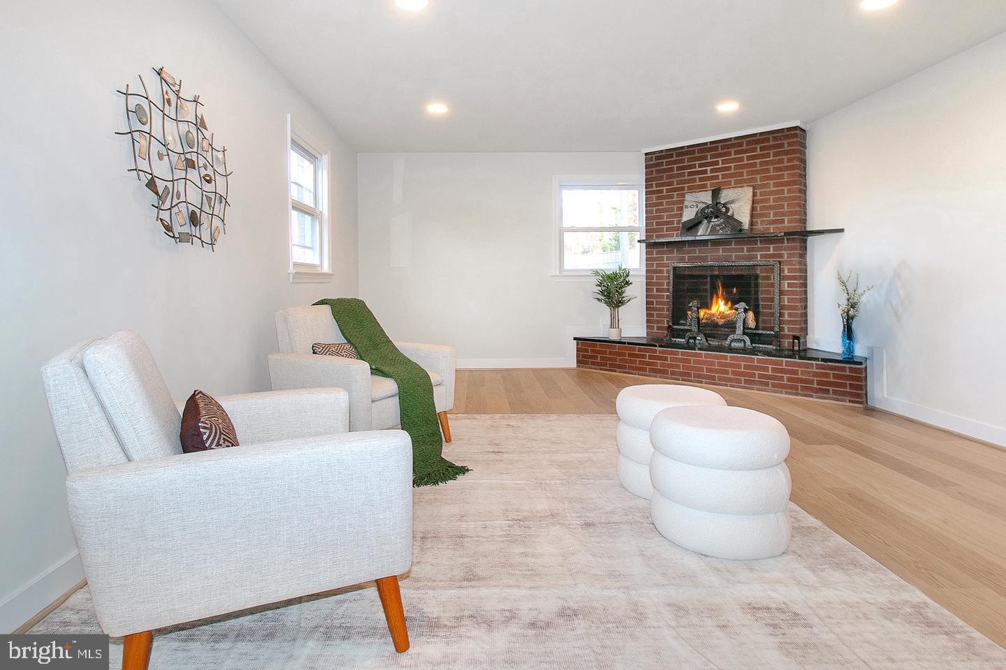 5716 TREMONT CT, ALEXANDRIA, Virginia 22303, 4 Bedrooms Bedrooms, ,3 BathroomsBathrooms,Residential,For sale,5716 TREMONT CT,VAFX2278706 MLS # VAFX2278706