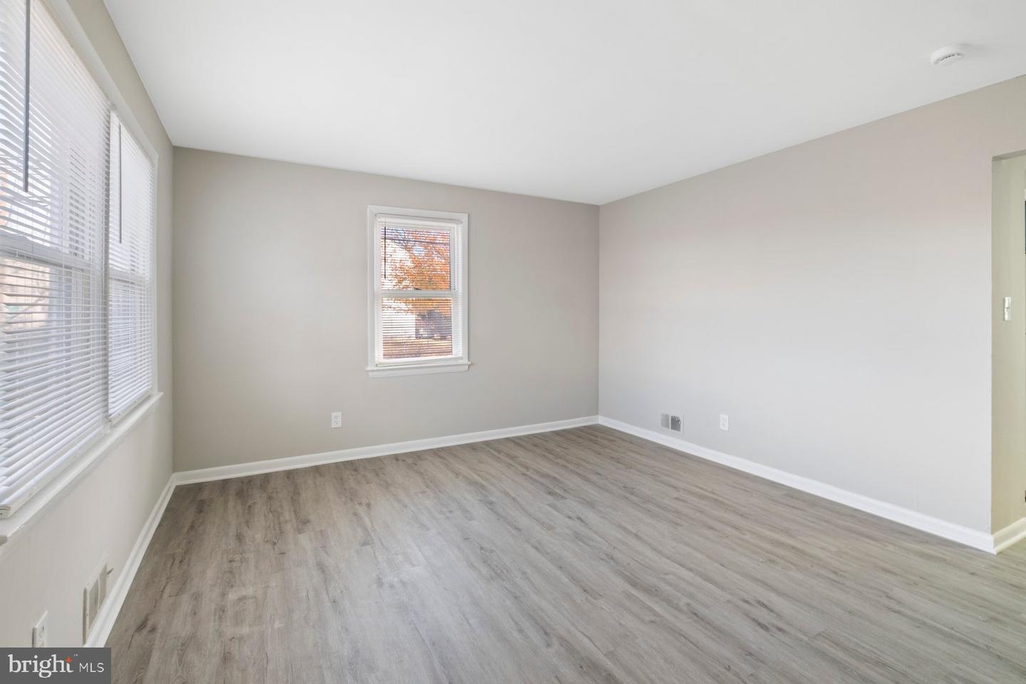 883 BELLEVUE ST SE, WASHINGTON, District Of Columbia 20032, 5 Bedrooms Bedrooms, ,2 BathroomsBathrooms,Residential,For sale,883 BELLEVUE ST SE,DCDC2234048 MLS # DCDC2234048 883 BELLEVUE ST SE, WASHINGTON, District Of Columbia 20032, 5 Bedrooms Bedrooms, ,2 BathroomsBathrooms,Residential,For sale,883 BELLEVUE ST SE,DCDC2234048 MLS # DCDC2234048