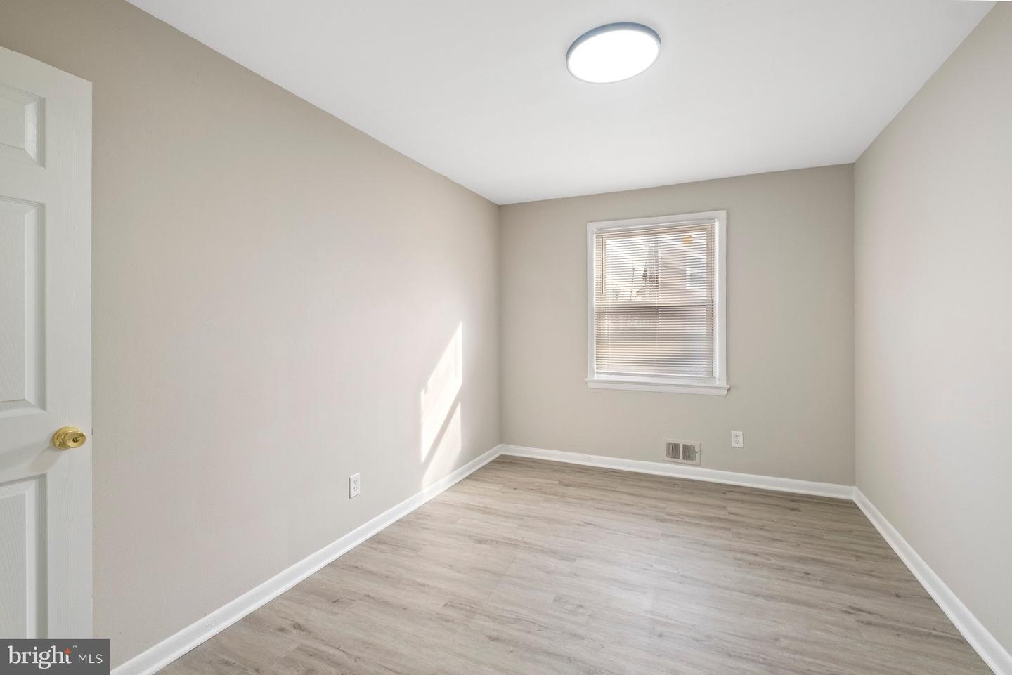 883 BELLEVUE ST SE, WASHINGTON, District Of Columbia 20032, 5 Bedrooms Bedrooms, ,2 BathroomsBathrooms,Residential,For sale,883 BELLEVUE ST SE,DCDC2234048 MLS # DCDC2234048 883 BELLEVUE ST SE, WASHINGTON, District Of Columbia 20032, 5 Bedrooms Bedrooms, ,2 BathroomsBathrooms,Residential,For sale,883 BELLEVUE ST SE,DCDC2234048 MLS # DCDC2234048