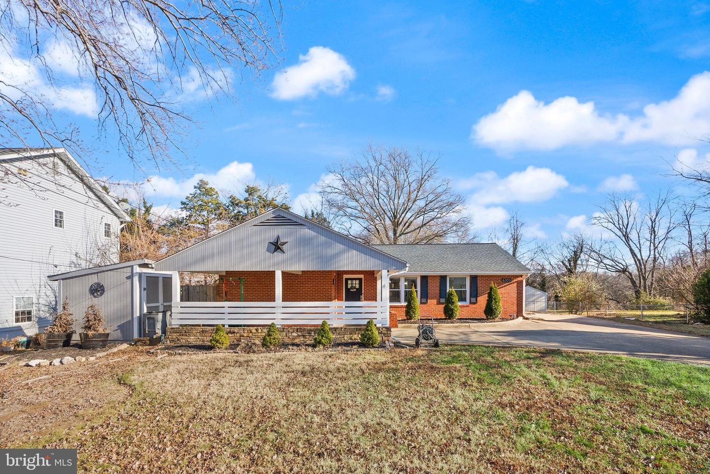 6305 HILLVIEW AVE, ALEXANDRIA, Virginia 22310, 4 Bedrooms Bedrooms, ,2 BathroomsBathrooms,Residential,For sale,6305 HILLVIEW AVE,VAFX2282232 MLS # VAFX2282232 6305 HILLVIEW AVE, ALEXANDRIA, Virginia 22310, 4 Bedrooms Bedrooms, ,2 BathroomsBathrooms,Residential,For sale,6305 HILLVIEW AVE,VAFX2282232 MLS # VAFX2282232