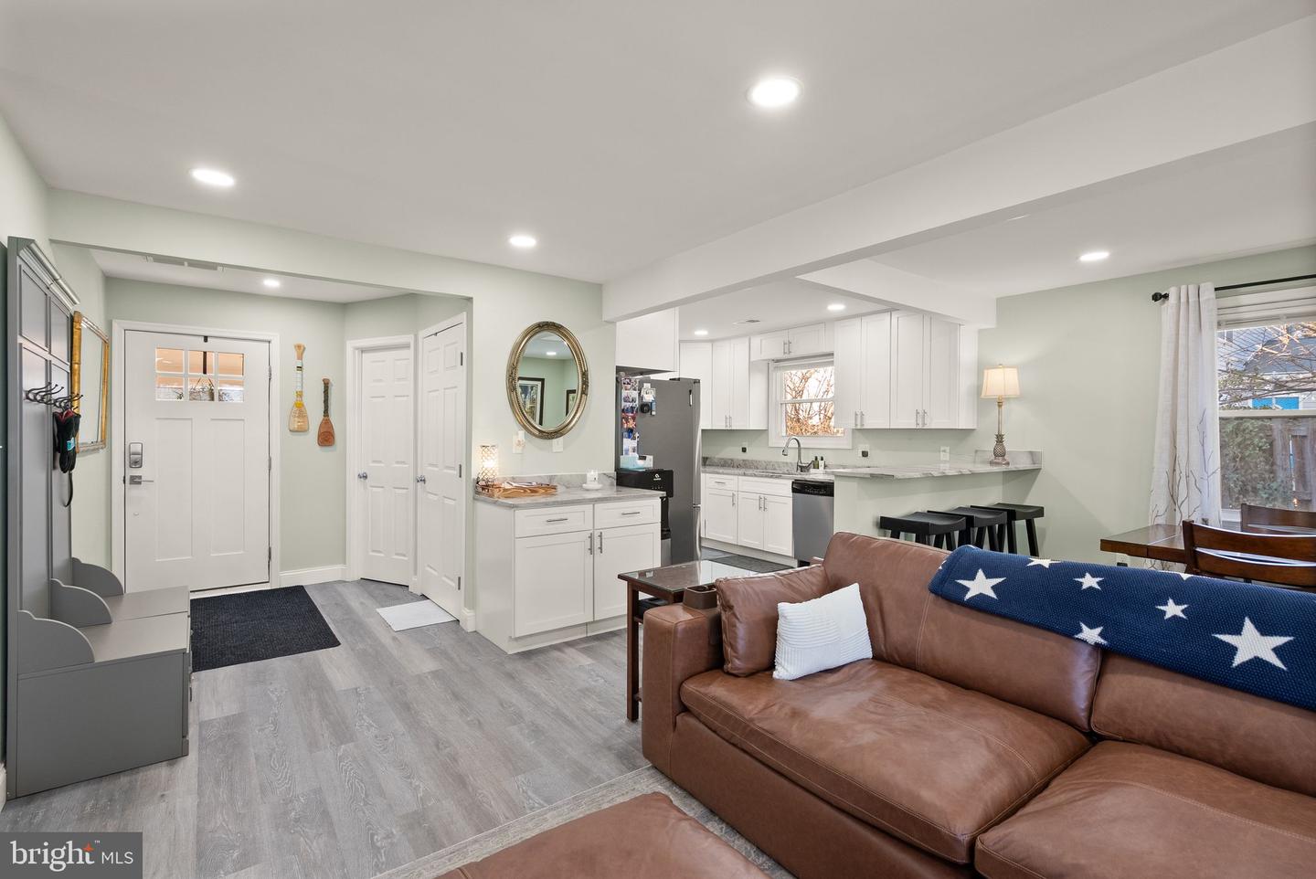 6305 HILLVIEW AVE, ALEXANDRIA, Virginia 22310, 4 Bedrooms Bedrooms, ,2 BathroomsBathrooms,Residential,For sale,6305 HILLVIEW AVE,VAFX2282232 MLS # VAFX2282232 6305 HILLVIEW AVE, ALEXANDRIA, Virginia 22310, 4 Bedrooms Bedrooms, ,2 BathroomsBathrooms,Residential,For sale,6305 HILLVIEW AVE,VAFX2282232 MLS # VAFX2282232