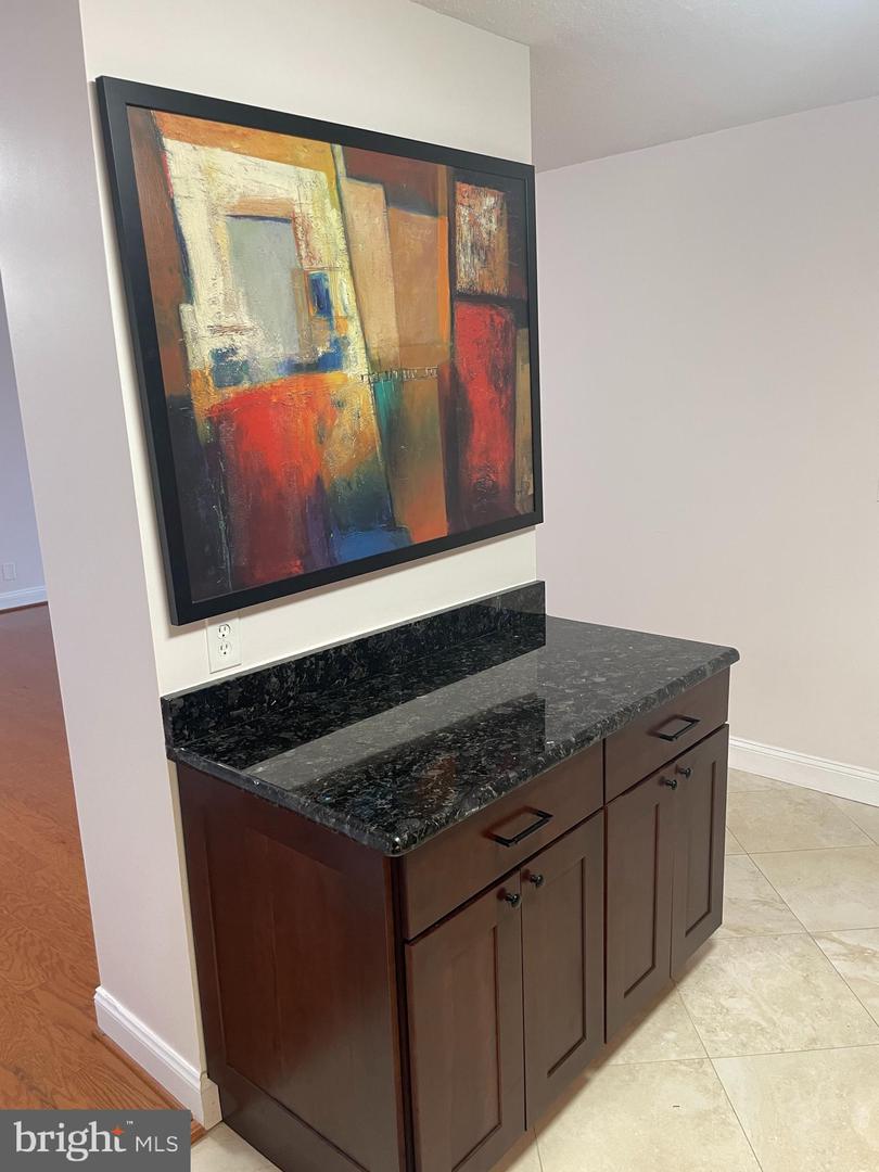 8370 GREENSBORO DR #811, MCLEAN, Virginia 22102, 2 Bedrooms Bedrooms, ,2 BathroomsBathrooms,Residential,For sale,8370 GREENSBORO DR #811,VAFX2282988 MLS # VAFX2282988 8370 GREENSBORO DR #811, MCLEAN, Virginia 22102, 2 Bedrooms Bedrooms, ,2 BathroomsBathrooms,Residential,For sale,8370 GREENSBORO DR #811,VAFX2282988 MLS # VAFX2282988