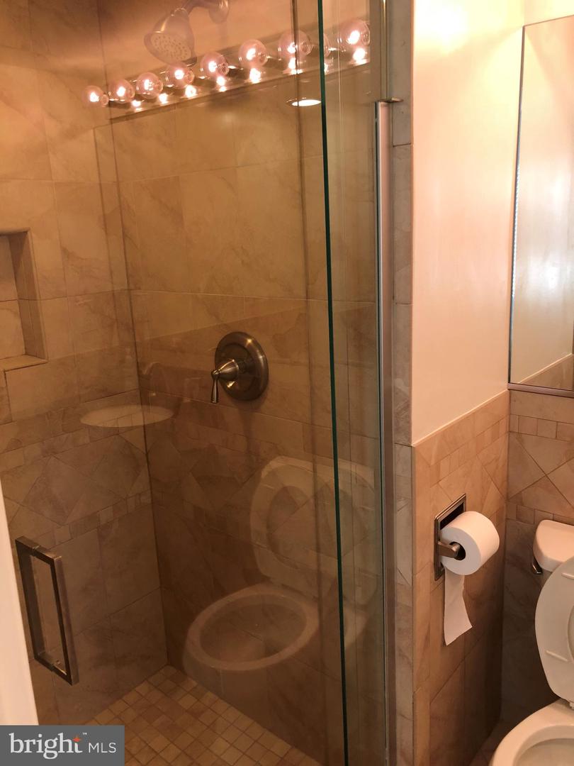 8370 GREENSBORO DR #811, MCLEAN, Virginia 22102, 2 Bedrooms Bedrooms, ,2 BathroomsBathrooms,Residential,For sale,8370 GREENSBORO DR #811,VAFX2282988 MLS # VAFX2282988 8370 GREENSBORO DR #811, MCLEAN, Virginia 22102, 2 Bedrooms Bedrooms, ,2 BathroomsBathrooms,Residential,For sale,8370 GREENSBORO DR #811,VAFX2282988 MLS # VAFX2282988