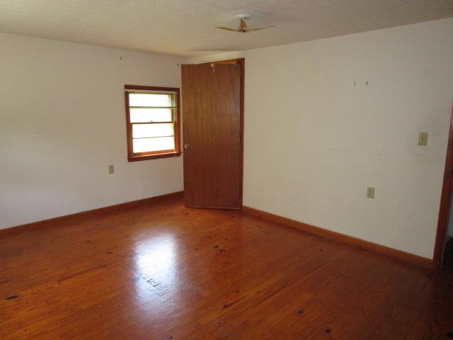 37 OAK GROVE LN, NELLYSFORD, Virginia 22958, 3 Bedrooms Bedrooms, ,2 BathroomsBathrooms,Residential,37 OAK GROVE LN,667883 MLS # 667883