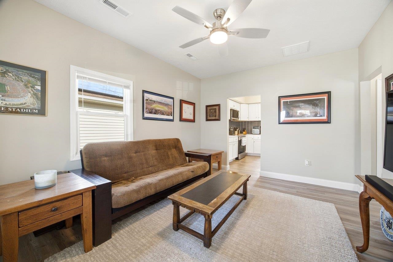 968 GLENCOE AVE, WAYNESBORO, Virginia 22980, 3 Bedrooms Bedrooms, ,2 BathroomsBathrooms,Residential,968 GLENCOE AVE,672204 MLS # 672204 968 GLENCOE AVE, WAYNESBORO, Virginia 22980, 3 Bedrooms Bedrooms, ,2 BathroomsBathrooms,Residential,968 GLENCOE AVE,672204 MLS # 672204