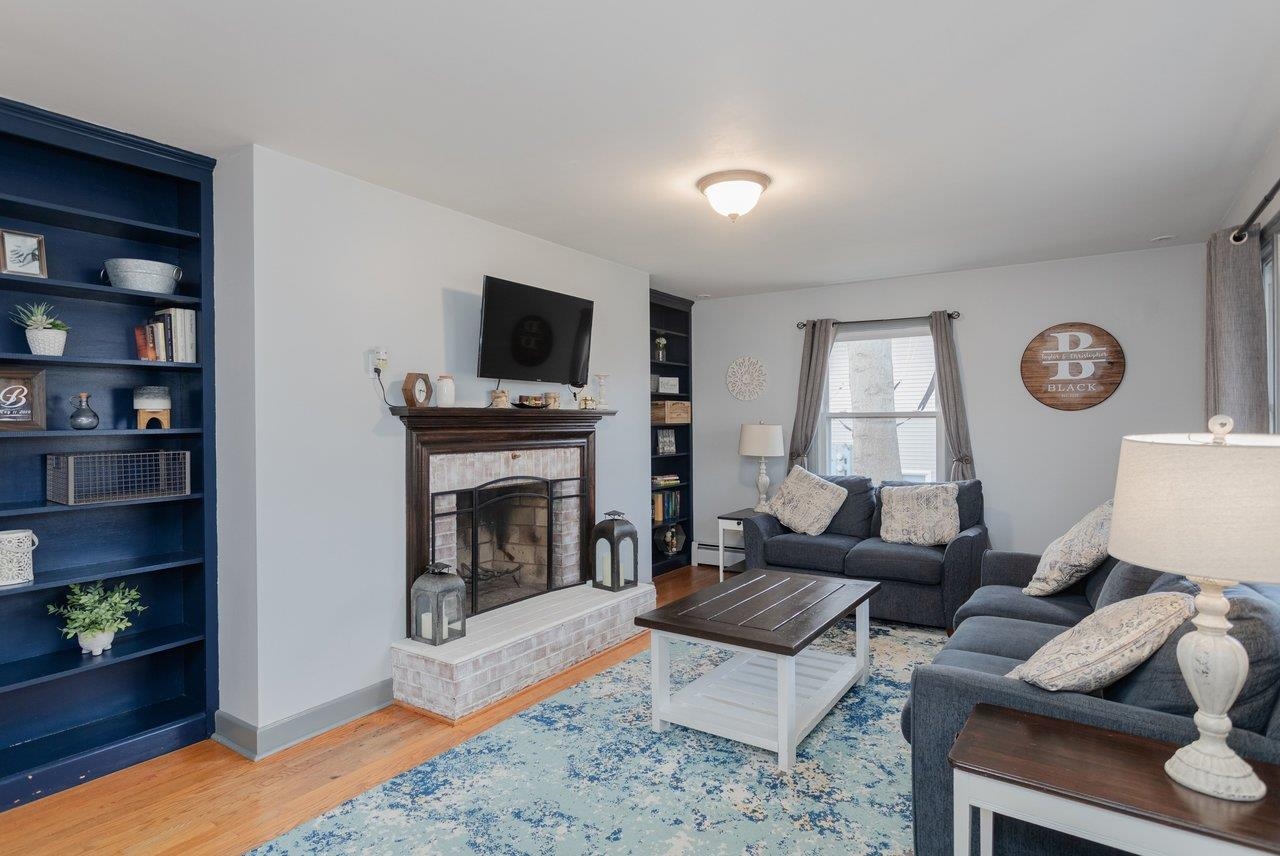 1068 COLLEGE AVE, HARRISONBURG, Virginia 22802, 4 Bedrooms Bedrooms, ,2 BathroomsBathrooms,Residential,1068 COLLEGE AVE,672206 MLS # 672206 1068 COLLEGE AVE, HARRISONBURG, Virginia 22802, 4 Bedrooms Bedrooms, ,2 BathroomsBathrooms,Residential,1068 COLLEGE AVE,672206 MLS # 672206