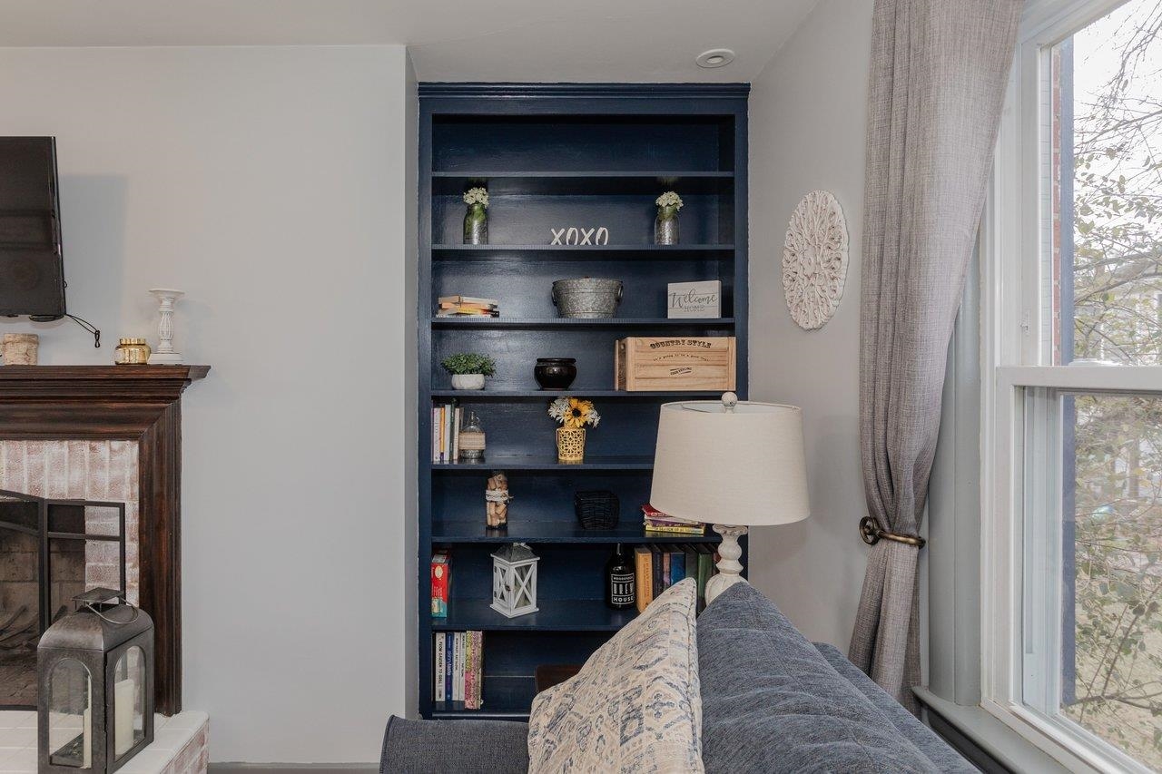 1068 COLLEGE AVE, HARRISONBURG, Virginia 22802, 4 Bedrooms Bedrooms, ,2 BathroomsBathrooms,Residential,1068 COLLEGE AVE,672206 MLS # 672206 1068 COLLEGE AVE, HARRISONBURG, Virginia 22802, 4 Bedrooms Bedrooms, ,2 BathroomsBathrooms,Residential,1068 COLLEGE AVE,672206 MLS # 672206