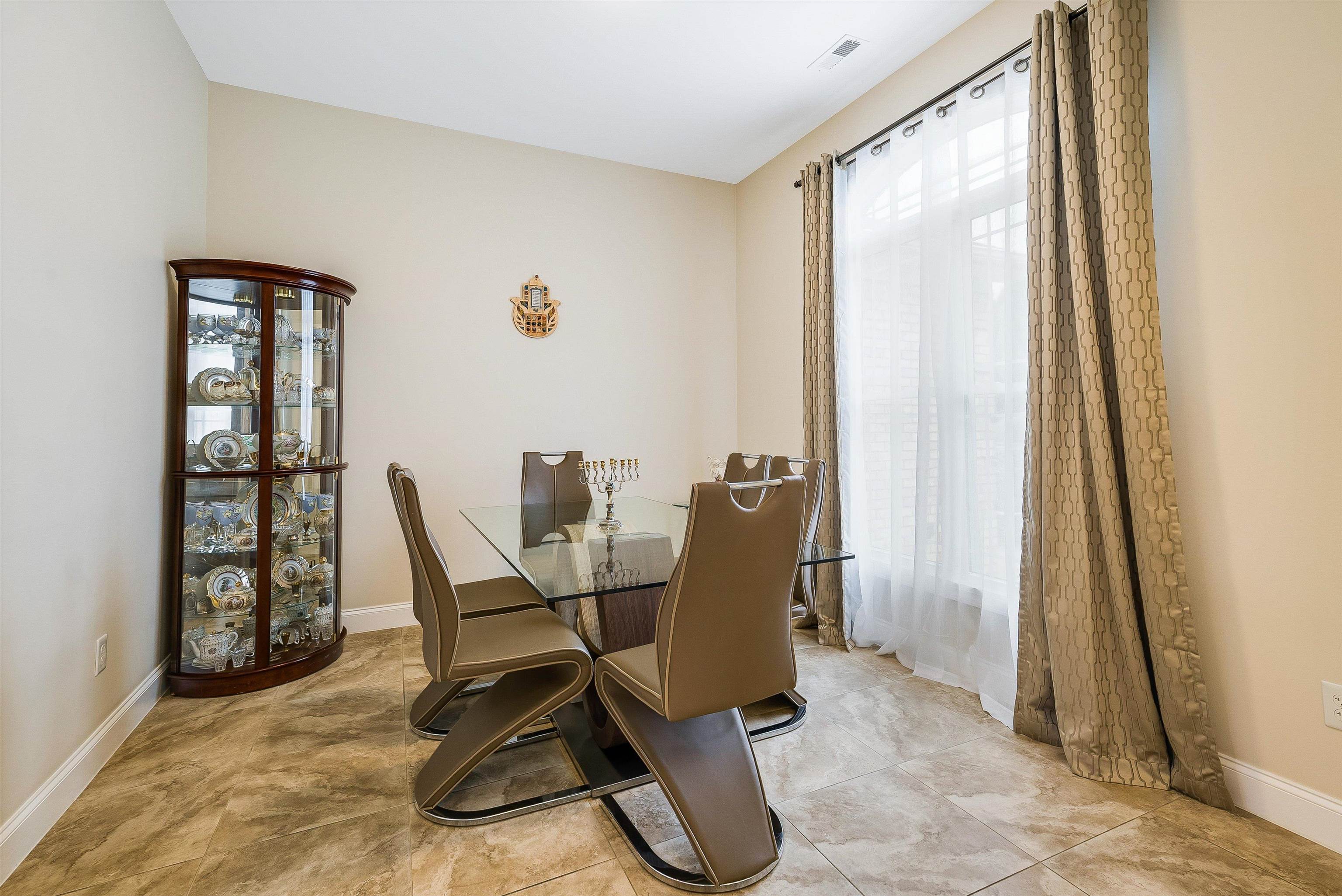 4261 AJAX CT, ROCKINGHAM, Virginia 22801, 7 Bedrooms Bedrooms, ,4 BathroomsBathrooms,Residential,4261 AJAX CT,672210 MLS # 672210 4261 AJAX CT, ROCKINGHAM, Virginia 22801, 7 Bedrooms Bedrooms, ,4 BathroomsBathrooms,Residential,4261 AJAX CT,672210 MLS # 672210