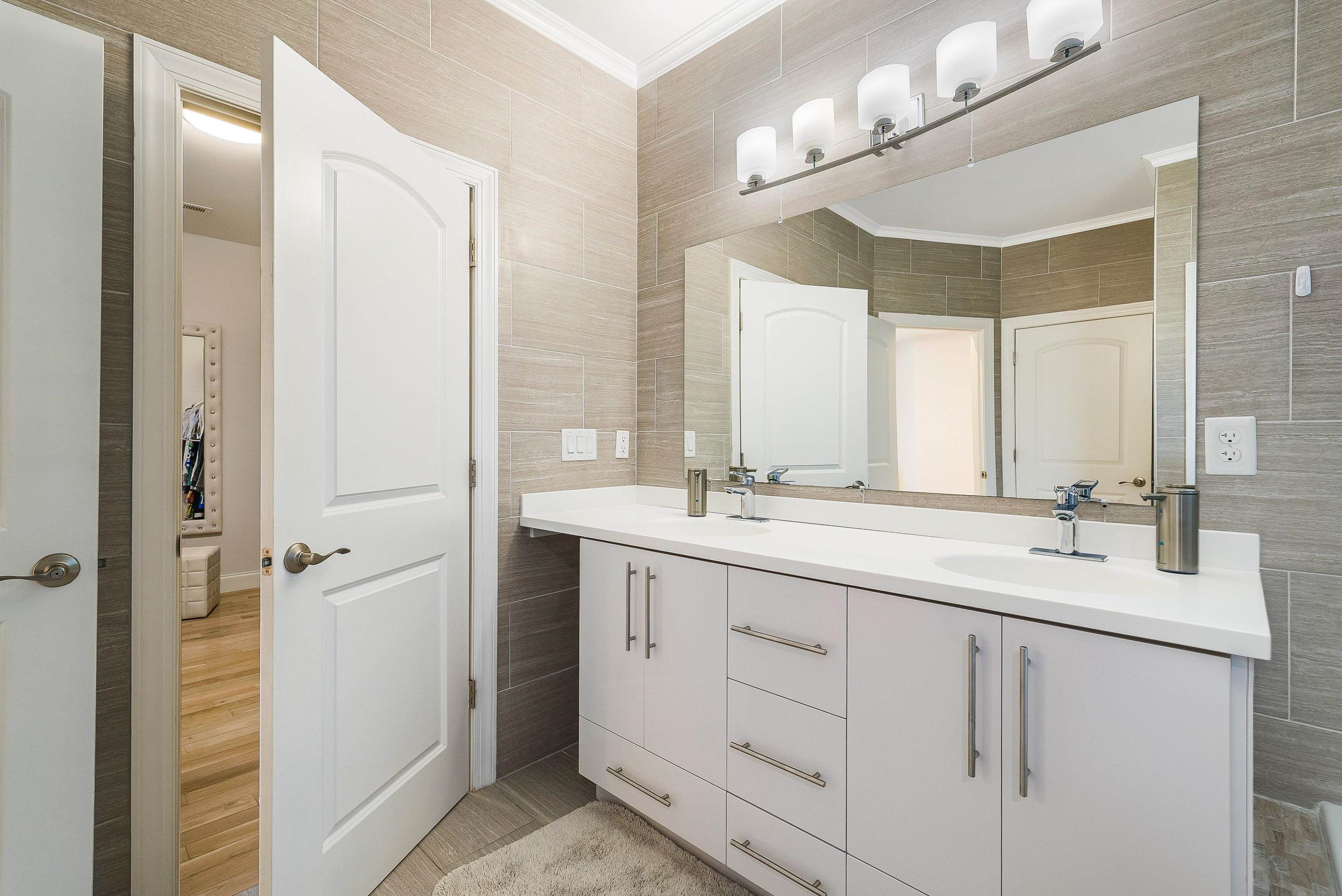 4261 AJAX CT, ROCKINGHAM, Virginia 22801, 7 Bedrooms Bedrooms, ,4 BathroomsBathrooms,Residential,4261 AJAX CT,672210 MLS # 672210 4261 AJAX CT, ROCKINGHAM, Virginia 22801, 7 Bedrooms Bedrooms, ,4 BathroomsBathrooms,Residential,4261 AJAX CT,672210 MLS # 672210