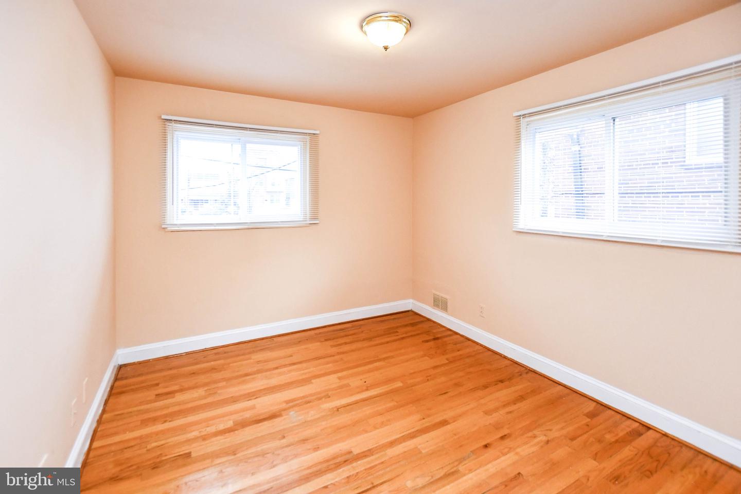 601 58TH ST NE #3, WASHINGTON, District Of Columbia 20019, 2 Bedrooms Bedrooms, ,1 BathroomBathrooms,Residential,For sale,601 58TH ST NE #3,DCDC2239130 MLS # DCDC2239130