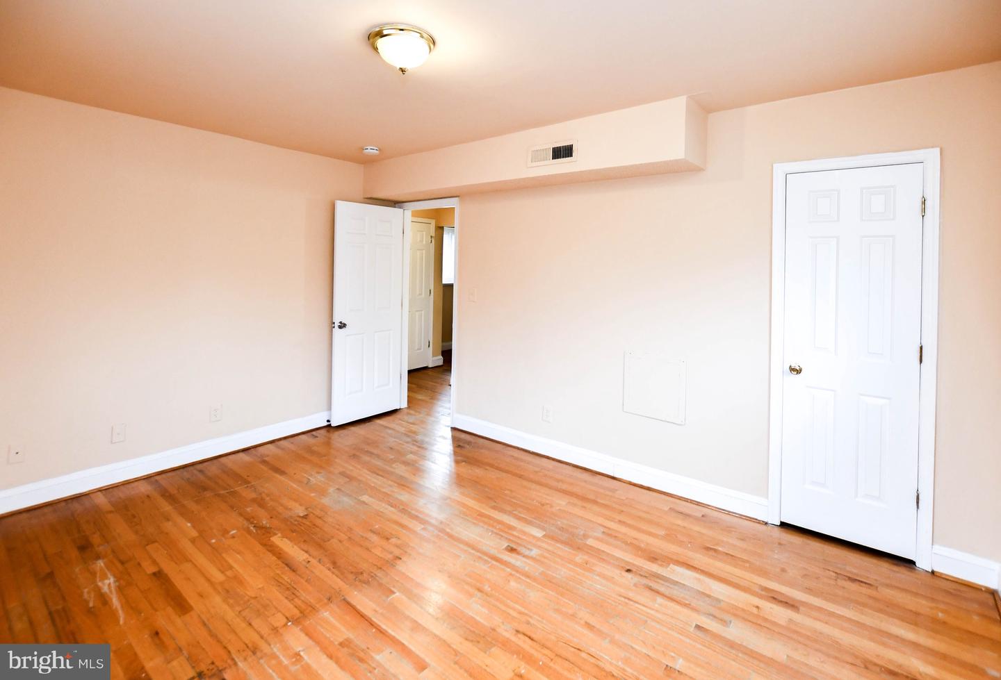 601 58TH ST NE #3, WASHINGTON, District Of Columbia 20019, 2 Bedrooms Bedrooms, ,1 BathroomBathrooms,Residential,For sale,601 58TH ST NE #3,DCDC2239130 MLS # DCDC2239130