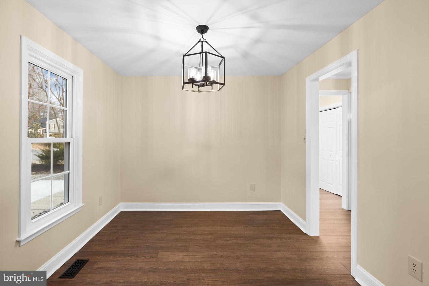 10817 HEATHERWOOD DR, SPOTSYLVANIA, Virginia 22553, 3 Bedrooms Bedrooms, ,2 BathroomsBathrooms,Residential,For sale,10817 HEATHERWOOD DR,VASP2038428 MLS # VASP2038428