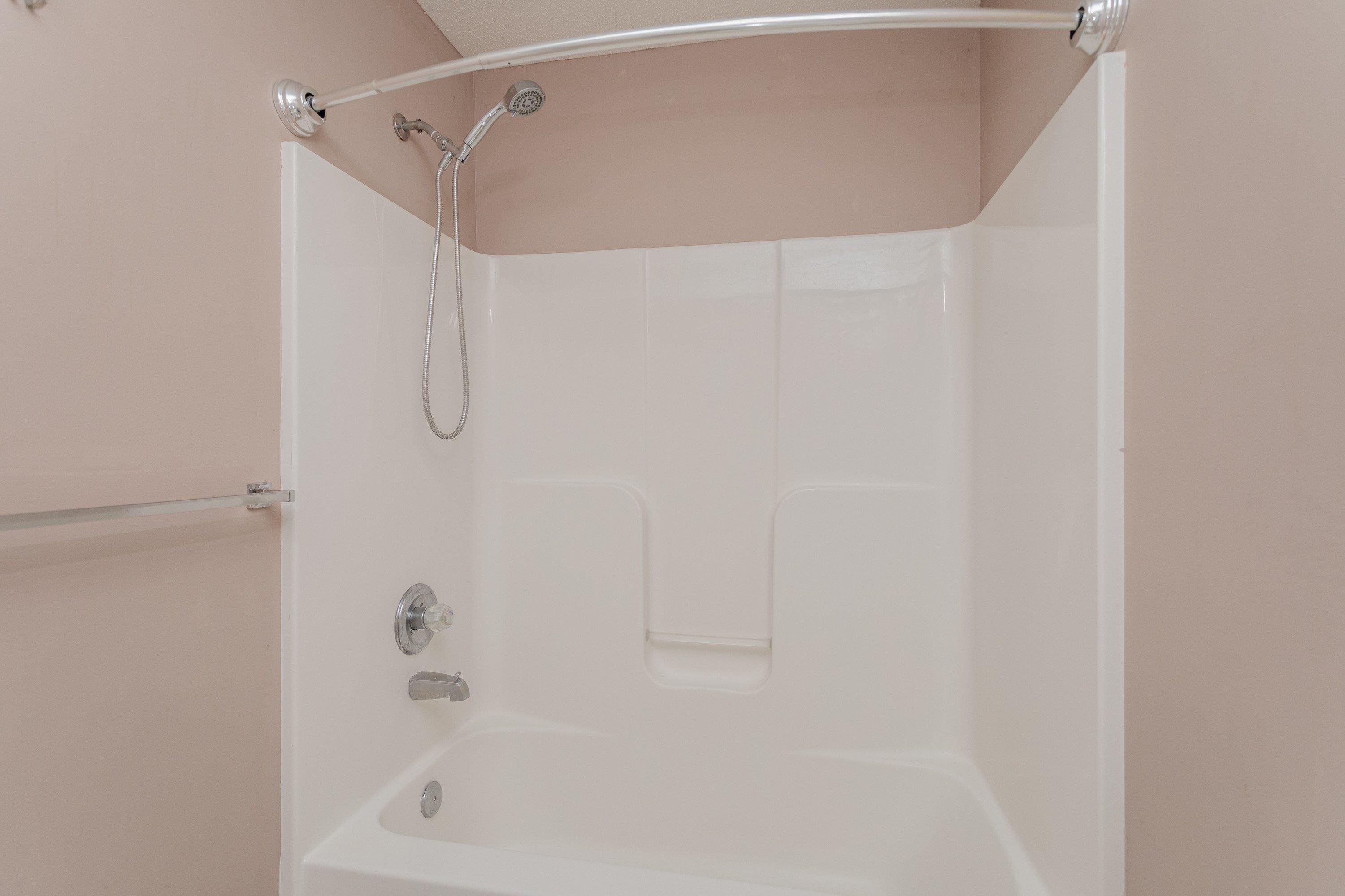 1138 PAUL REVERE CT, HARRISONBURG, Virginia 22802, 3 Bedrooms Bedrooms, ,1 BathroomBathrooms,Residential,1138 PAUL REVERE CT,672202 MLS # 672202