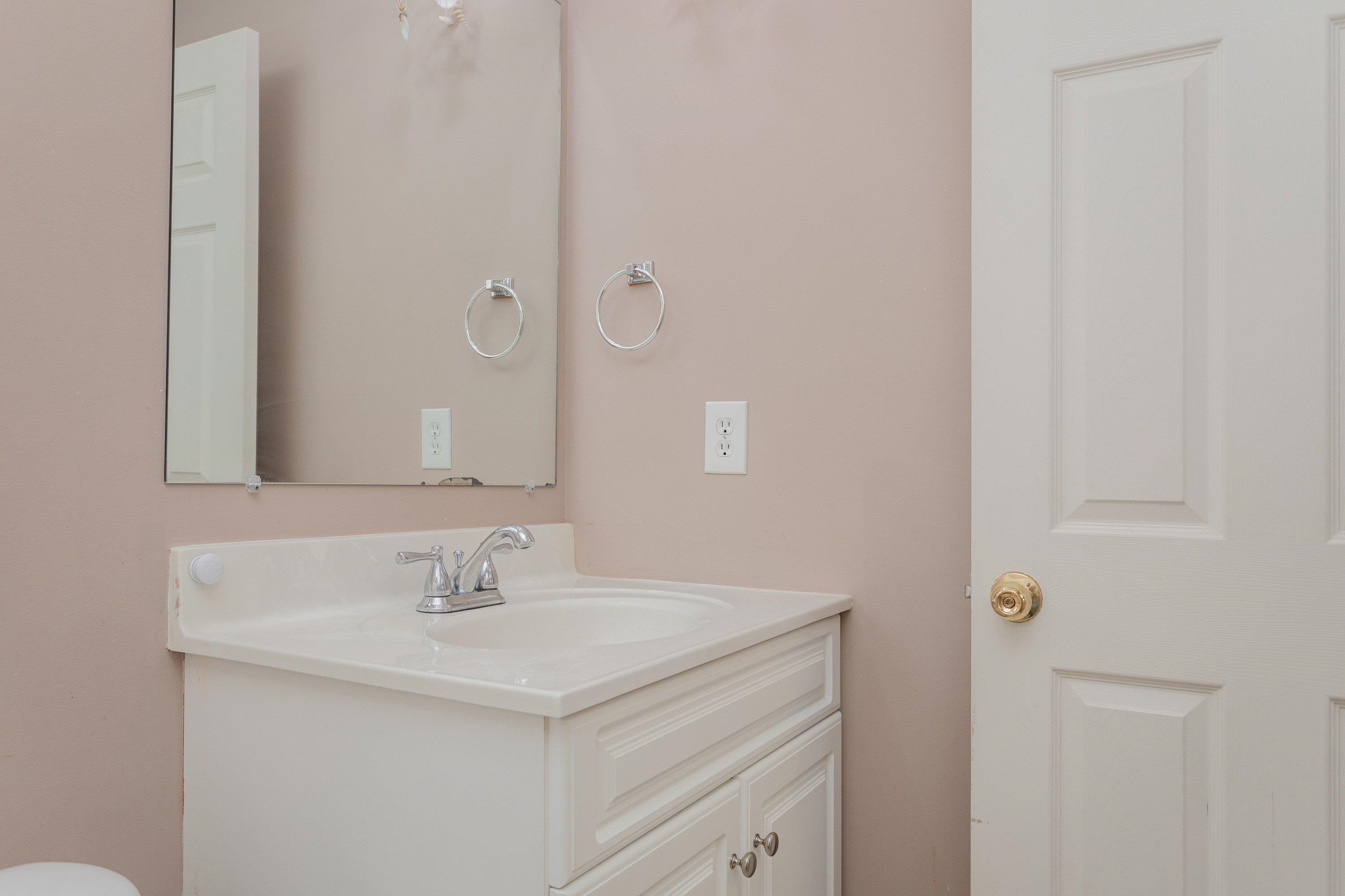 1138 PAUL REVERE CT, HARRISONBURG, Virginia 22802, 3 Bedrooms Bedrooms, ,1 BathroomBathrooms,Residential,1138 PAUL REVERE CT,672202 MLS # 672202