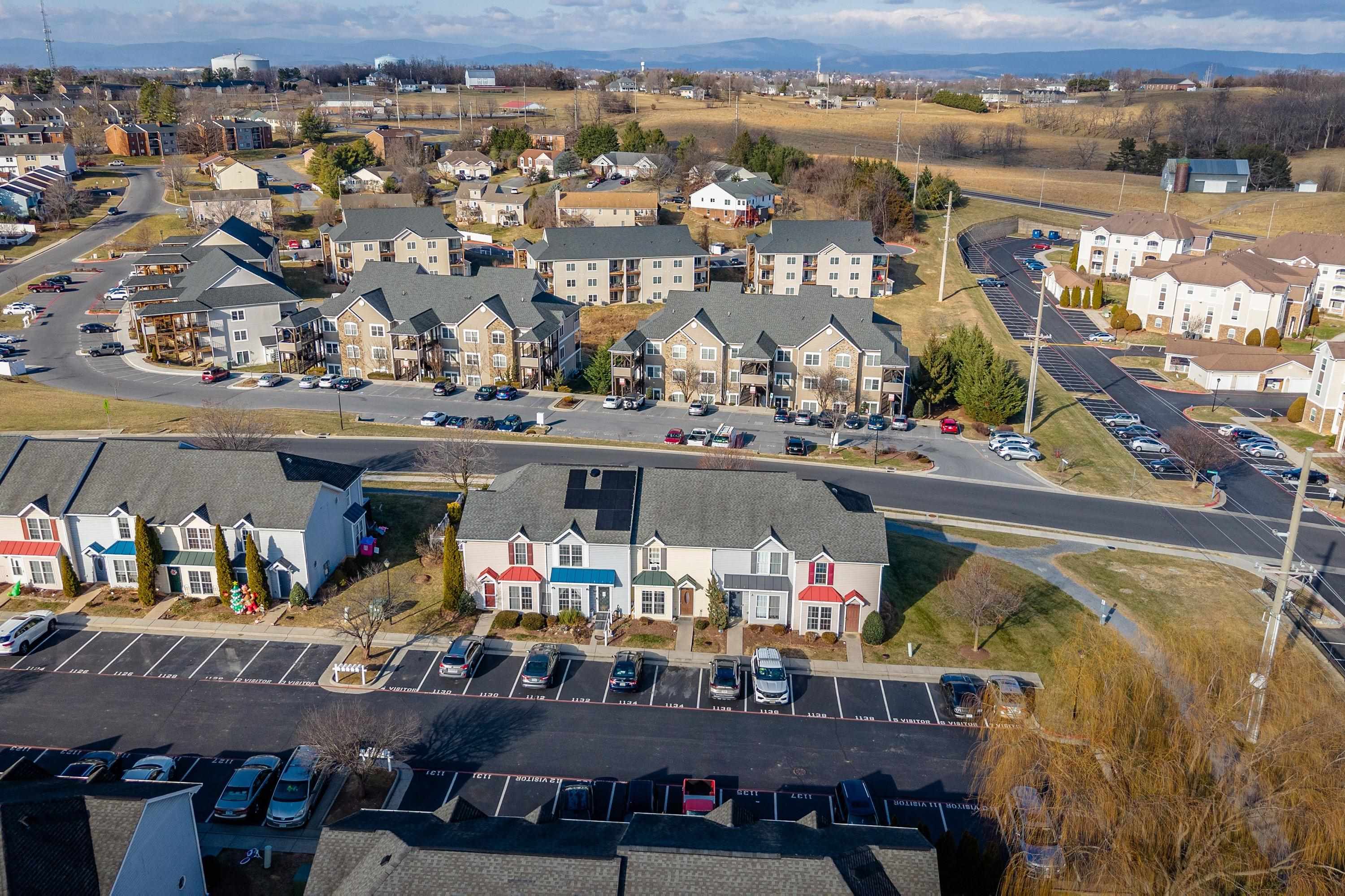 1138 PAUL REVERE CT, HARRISONBURG, Virginia 22802, 3 Bedrooms Bedrooms, ,1 BathroomBathrooms,Residential,1138 PAUL REVERE CT,672202 MLS # 672202