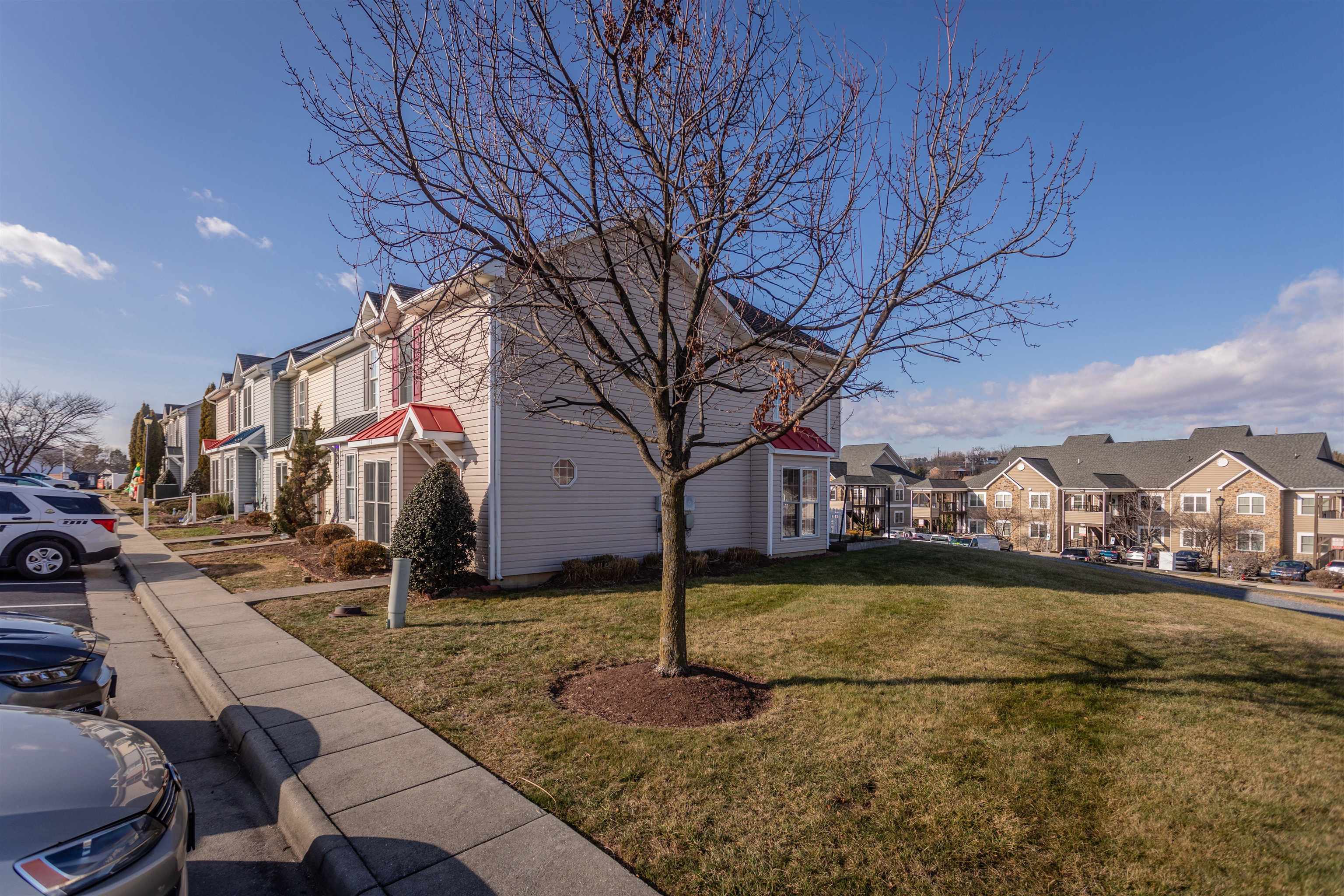 1138 PAUL REVERE CT, HARRISONBURG, Virginia 22802, 3 Bedrooms Bedrooms, ,1 BathroomBathrooms,Residential,1138 PAUL REVERE CT,672202 MLS # 672202