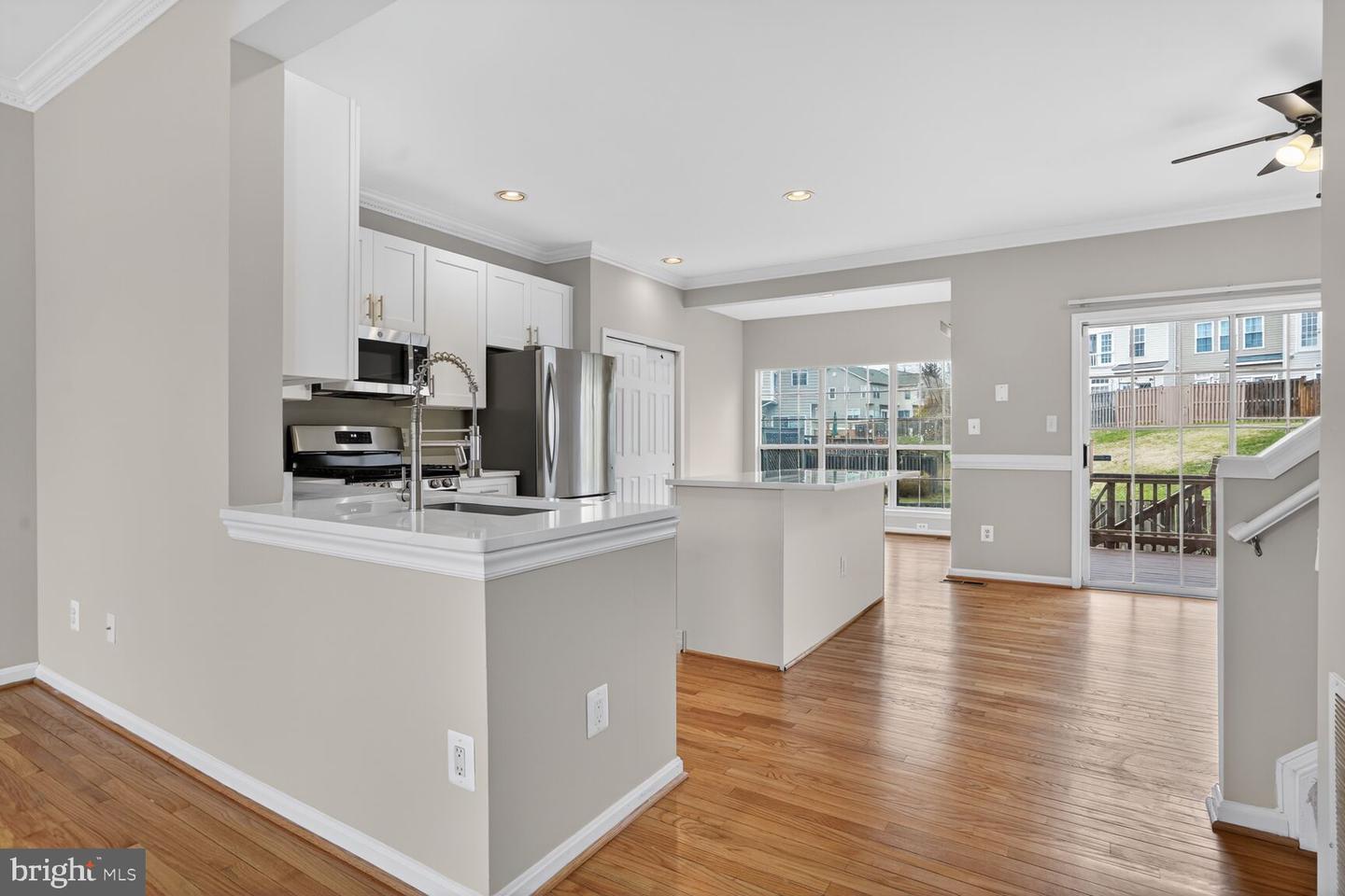 6808 CEDAR LOCH CT, CENTREVILLE, Virginia 20121, 3 Bedrooms Bedrooms, ,2 BathroomsBathrooms,Residential,For sale,6808 CEDAR LOCH CT,VAFX2284364 MLS # VAFX2284364 6808 CEDAR LOCH CT, CENTREVILLE, Virginia 20121, 3 Bedrooms Bedrooms, ,2 BathroomsBathrooms,Residential,For sale,6808 CEDAR LOCH CT,VAFX2284364 MLS # VAFX2284364