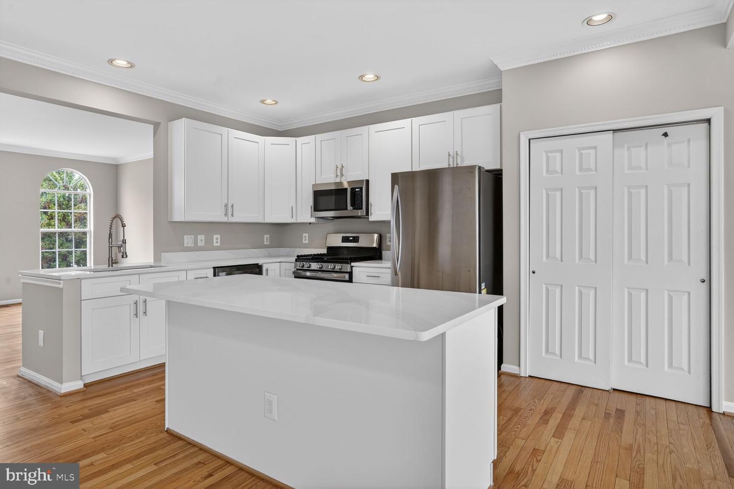 6808 CEDAR LOCH CT, CENTREVILLE, Virginia 20121, 3 Bedrooms Bedrooms, ,2 BathroomsBathrooms,Residential,For sale,6808 CEDAR LOCH CT,VAFX2284364 MLS # VAFX2284364 6808 CEDAR LOCH CT, CENTREVILLE, Virginia 20121, 3 Bedrooms Bedrooms, ,2 BathroomsBathrooms,Residential,For sale,6808 CEDAR LOCH CT,VAFX2284364 MLS # VAFX2284364