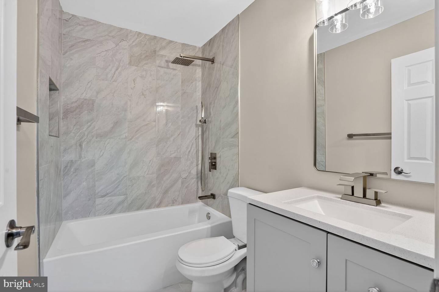 6808 CEDAR LOCH CT, CENTREVILLE, Virginia 20121, 3 Bedrooms Bedrooms, ,2 BathroomsBathrooms,Residential,For sale,6808 CEDAR LOCH CT,VAFX2284364 MLS # VAFX2284364 6808 CEDAR LOCH CT, CENTREVILLE, Virginia 20121, 3 Bedrooms Bedrooms, ,2 BathroomsBathrooms,Residential,For sale,6808 CEDAR LOCH CT,VAFX2284364 MLS # VAFX2284364