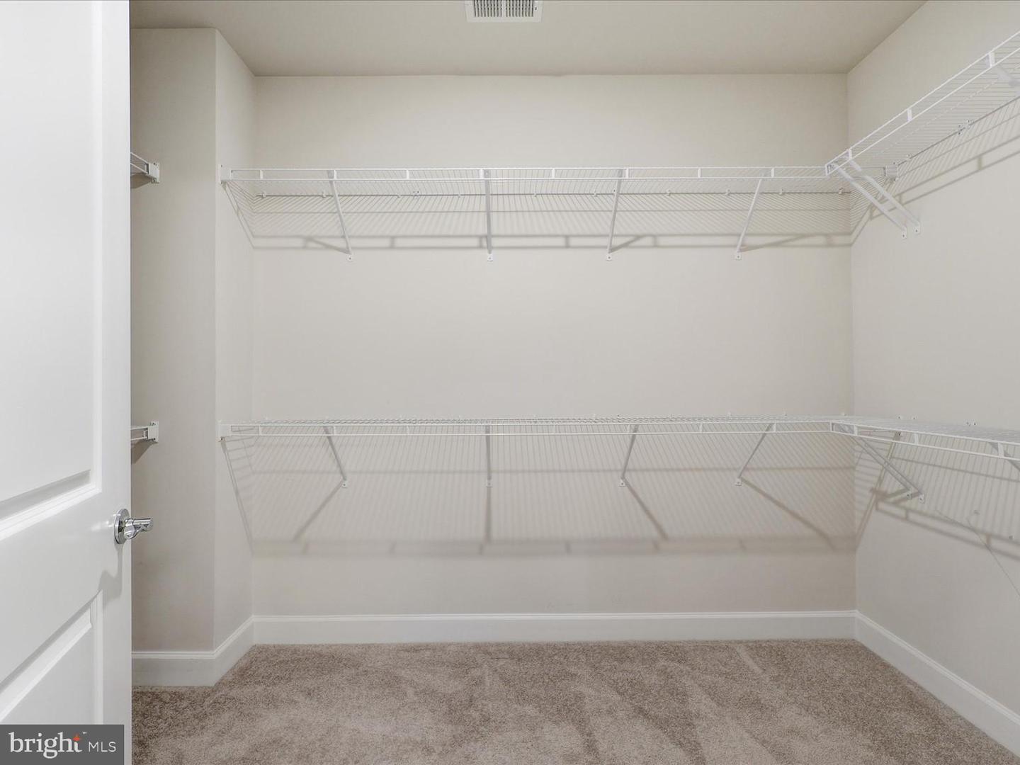 2960 VADEN DR #413, FAIRFAX, Virginia 22031, 2 Bedrooms Bedrooms, 9 Rooms Rooms,2 BathroomsBathrooms,Residential,For sale,2960 VADEN DR #413,VAFX2284382 MLS # VAFX2284382 2960 VADEN DR #413, FAIRFAX, Virginia 22031, 2 Bedrooms Bedrooms, 9 Rooms Rooms,2 BathroomsBathrooms,Residential,For sale,2960 VADEN DR #413,VAFX2284382 MLS # VAFX2284382