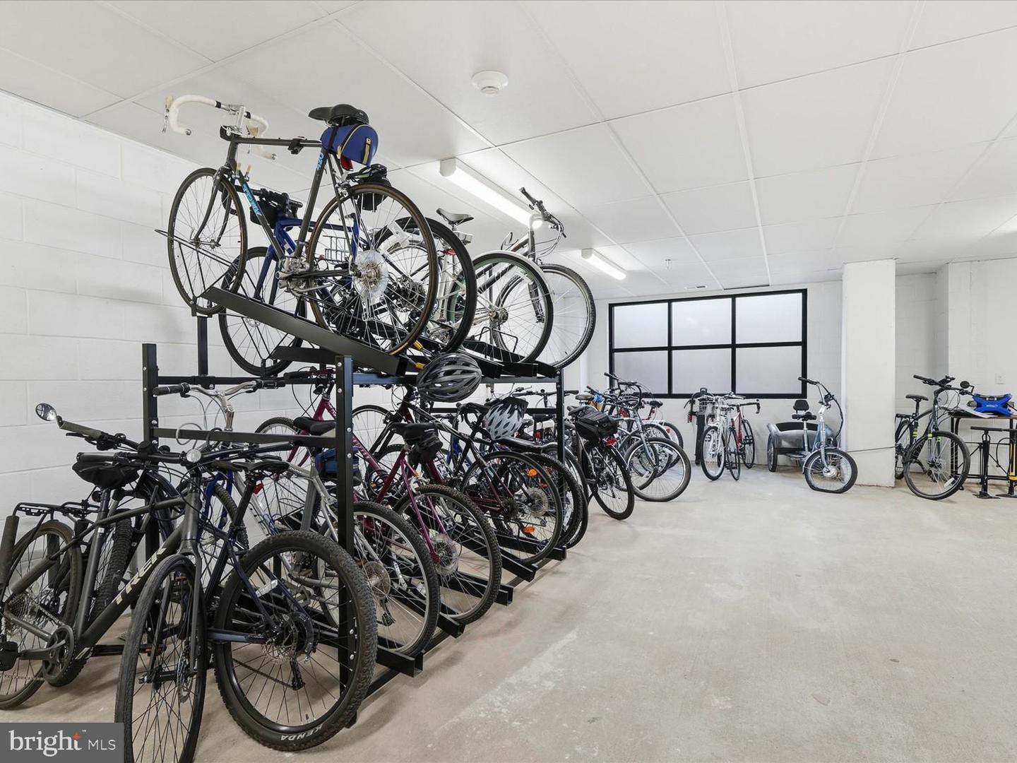 2960 VADEN DR #413, FAIRFAX, Virginia 22031, 2 Bedrooms Bedrooms, 9 Rooms Rooms,2 BathroomsBathrooms,Residential,For sale,2960 VADEN DR #413,VAFX2284382 MLS # VAFX2284382 2960 VADEN DR #413, FAIRFAX, Virginia 22031, 2 Bedrooms Bedrooms, 9 Rooms Rooms,2 BathroomsBathrooms,Residential,For sale,2960 VADEN DR #413,VAFX2284382 MLS # VAFX2284382