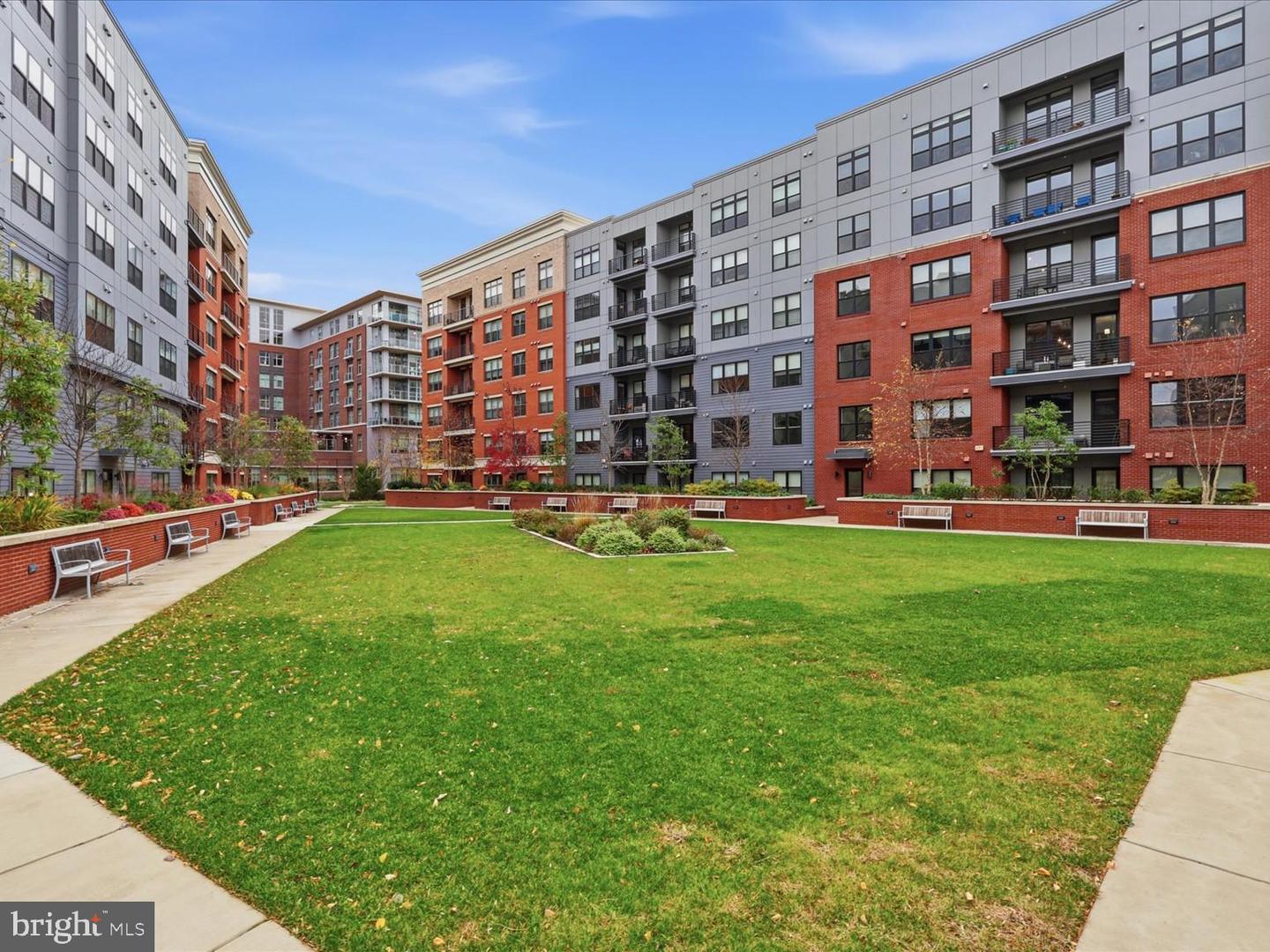 2960 VADEN DR #413, FAIRFAX, Virginia 22031, 2 Bedrooms Bedrooms, 9 Rooms Rooms,2 BathroomsBathrooms,Residential,For sale,2960 VADEN DR #413,VAFX2284382 MLS # VAFX2284382 2960 VADEN DR #413, FAIRFAX, Virginia 22031, 2 Bedrooms Bedrooms, 9 Rooms Rooms,2 BathroomsBathrooms,Residential,For sale,2960 VADEN DR #413,VAFX2284382 MLS # VAFX2284382